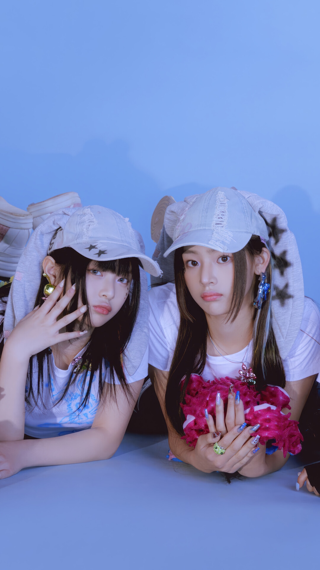 NewJeans members wearing bunny hats HD Phone Wallpaper