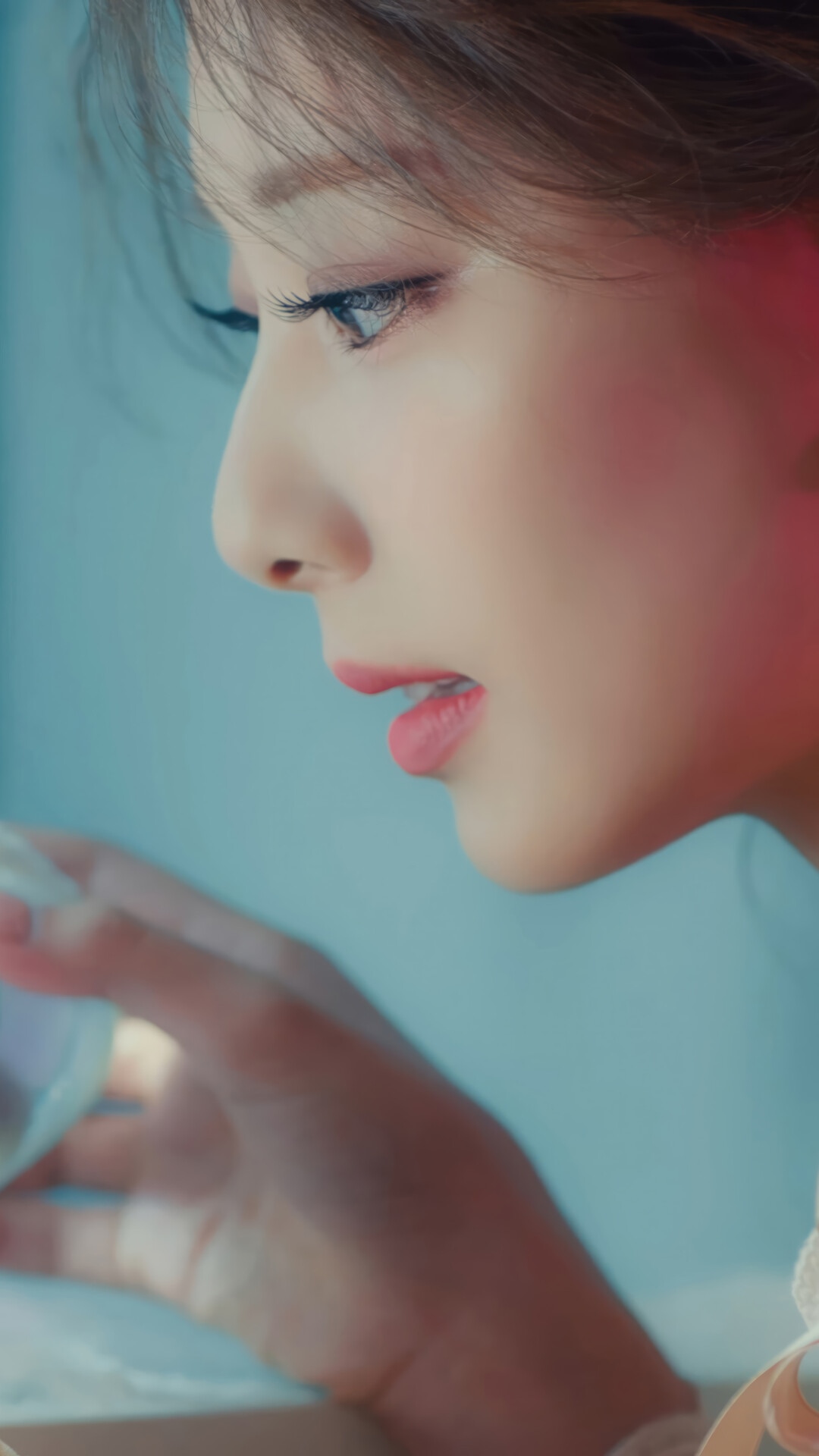 Chou Tzuyu of TWICE in close-up profile HD Phone Wallpaper