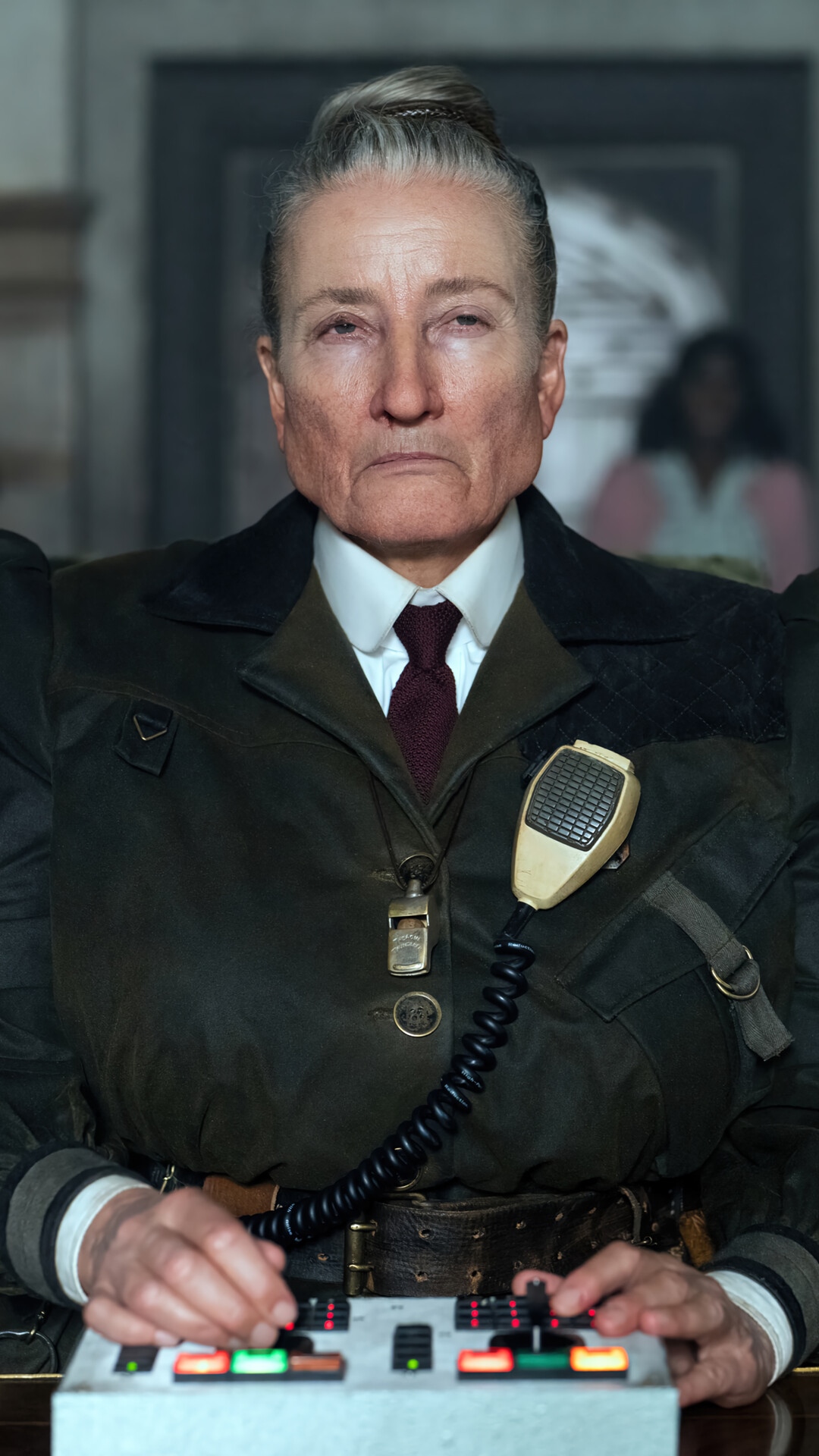 Miss Agatha Trunchbull in Matilda the Musical HD Phone Wallpaper