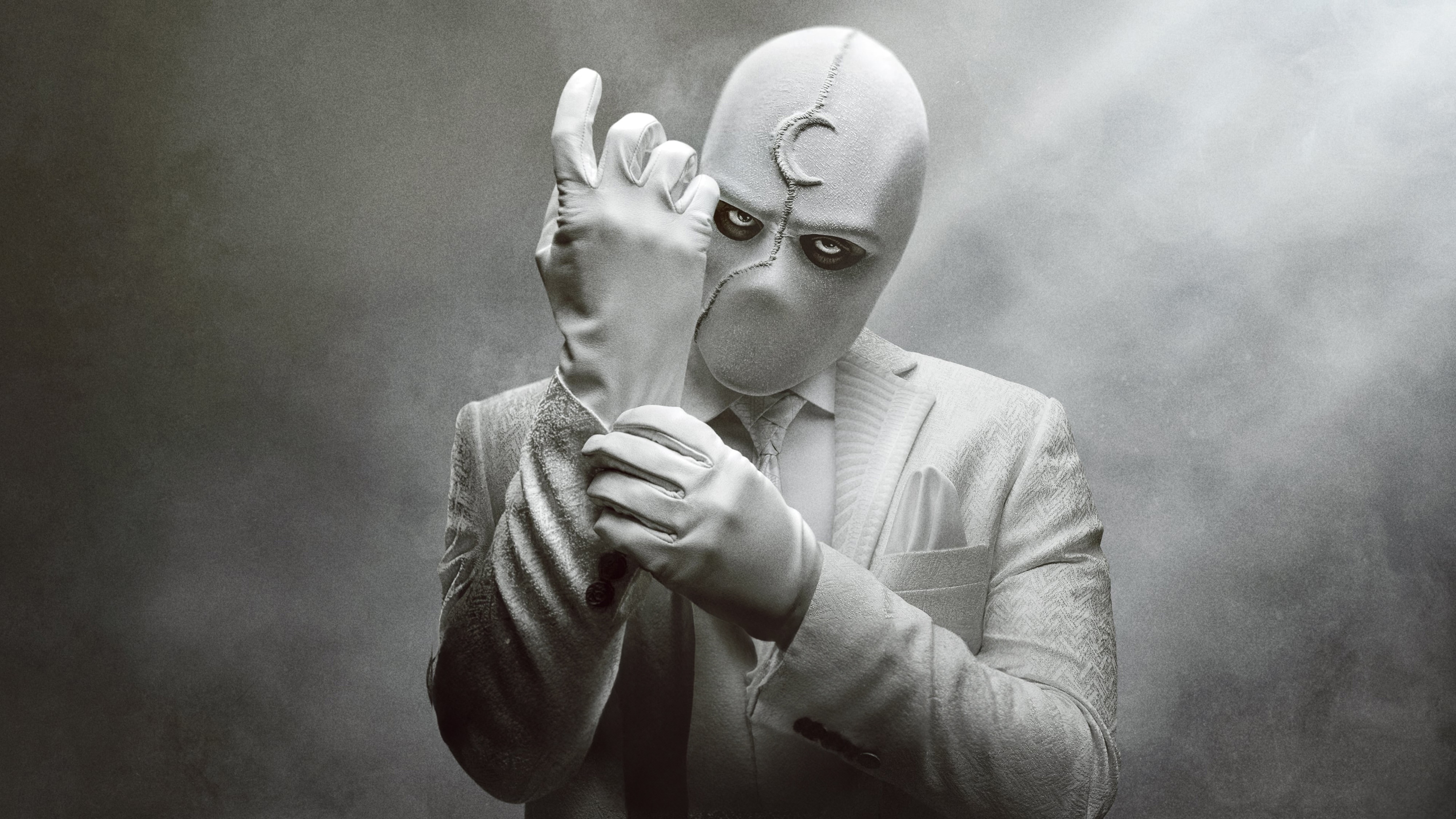 Moon Knight Adjusting His Gloves HD Wallpaper