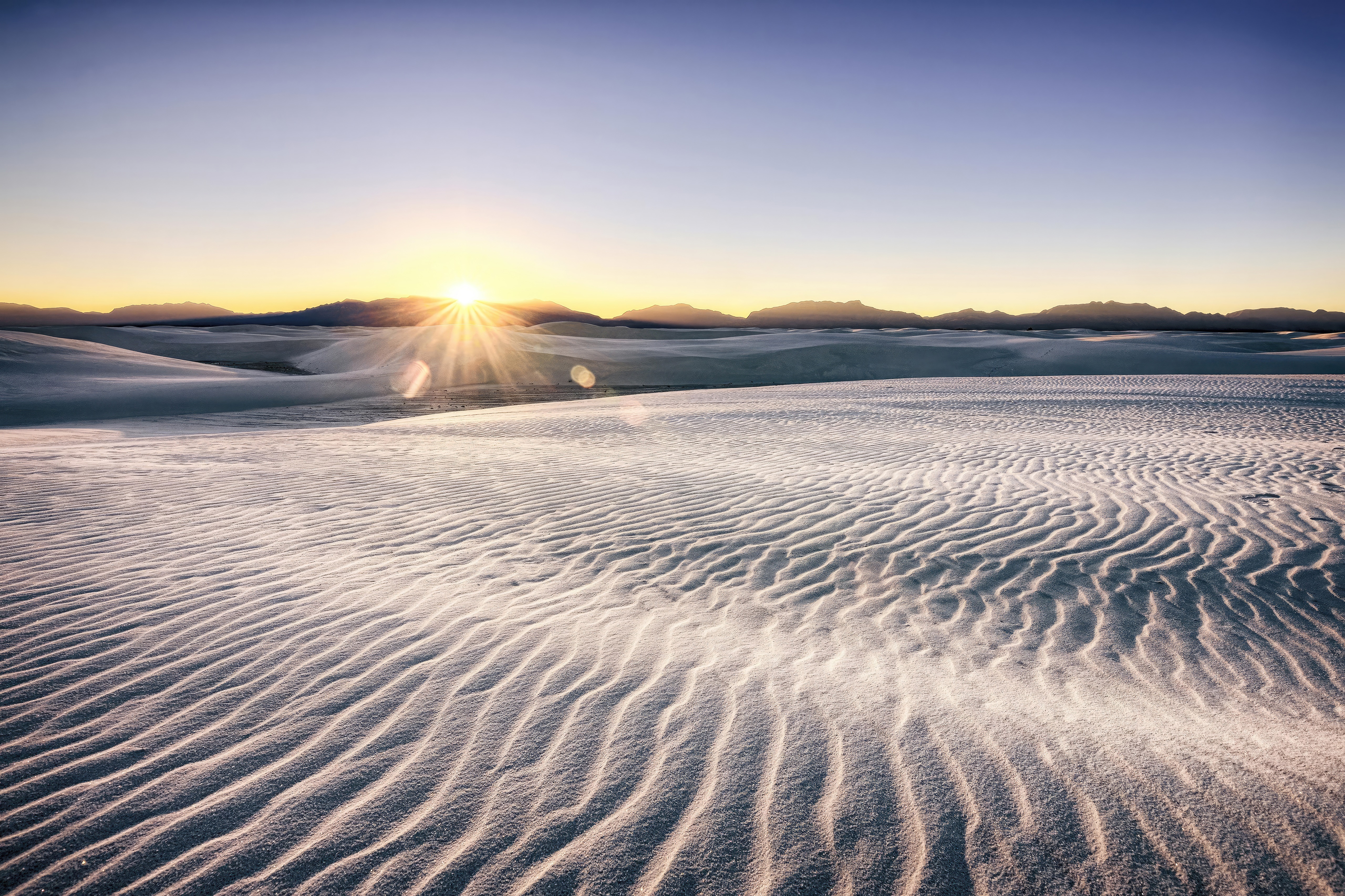 White Sands National Park at Sunrise HD Wallpaper