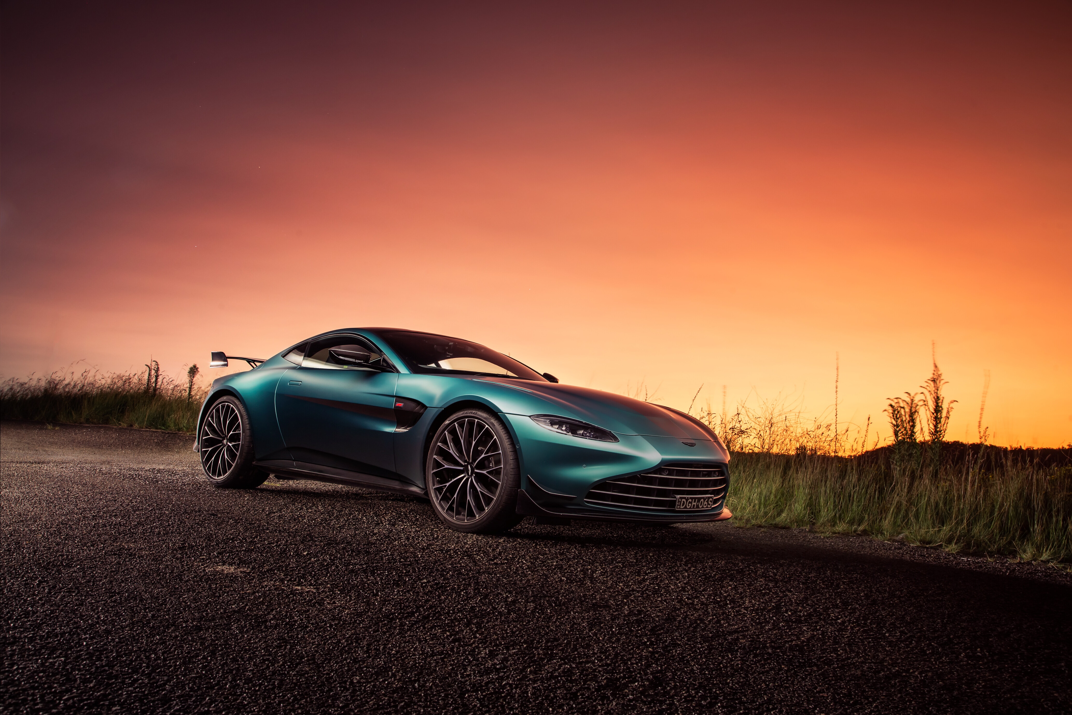 2023 Aston Martin Vantage 4K HD Wallpaper
