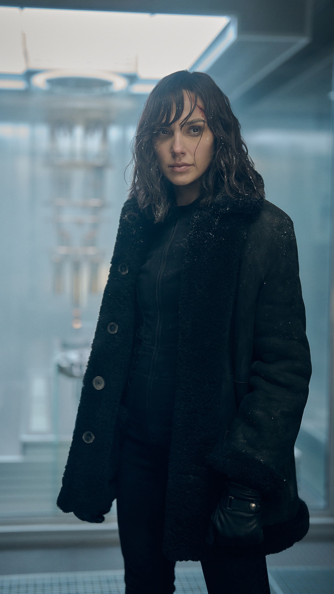 Gal Gadot in Heart of Stone HD Phone Wallpaper