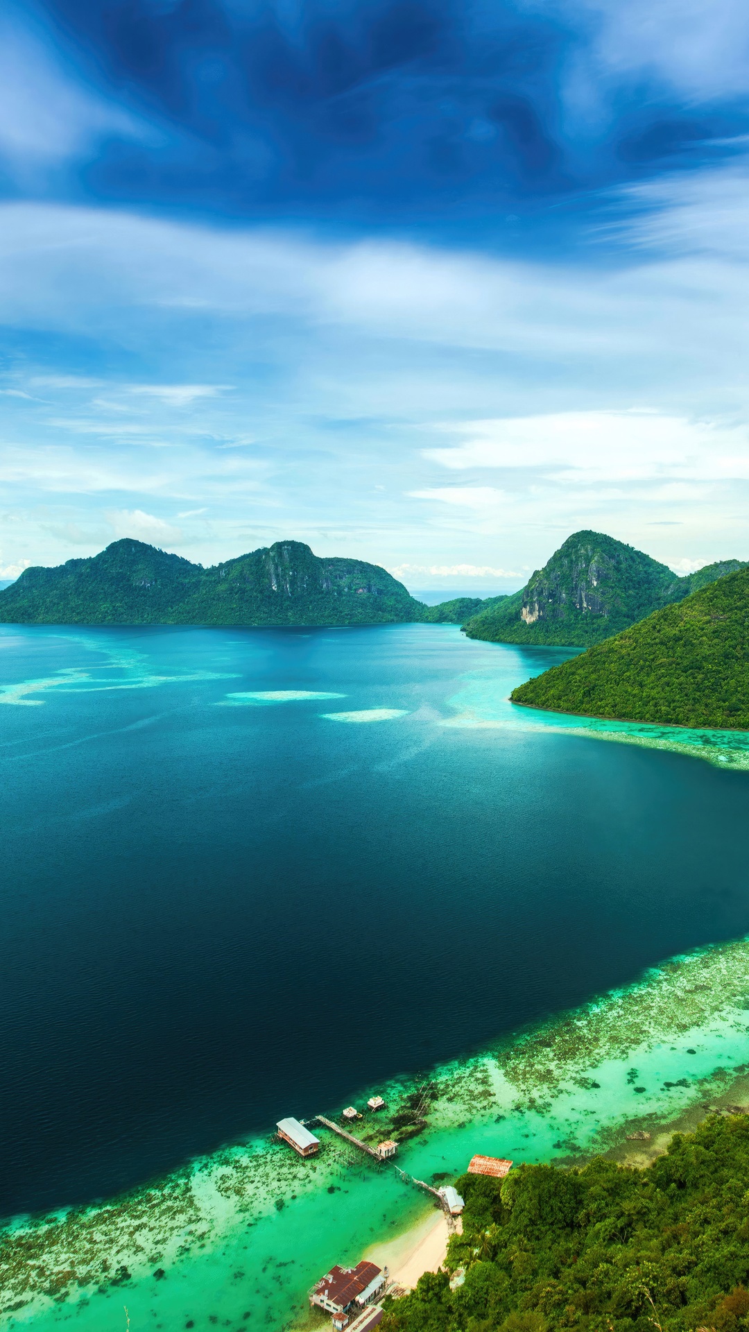 Aerial view of islands and turquoise water HD Phone Wallpaper