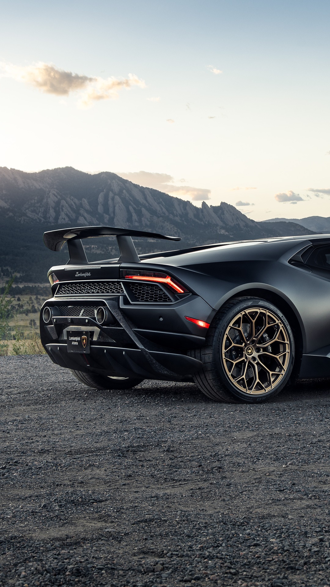 Lamborghini Huracan Performante 4K HD Phone Wallpaper