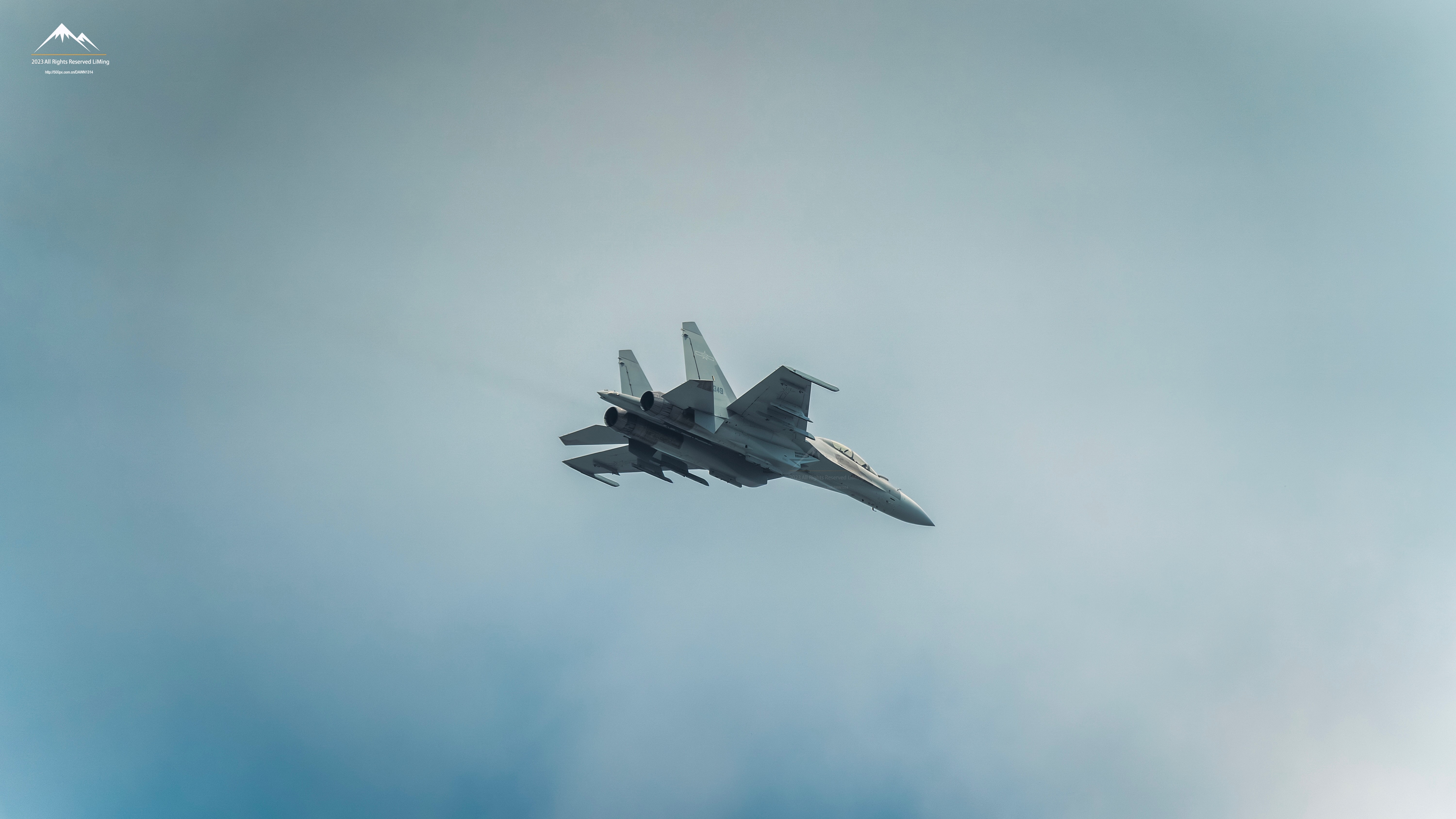 4K PLAAF military aircraft flying in the sky HD Wallpaper