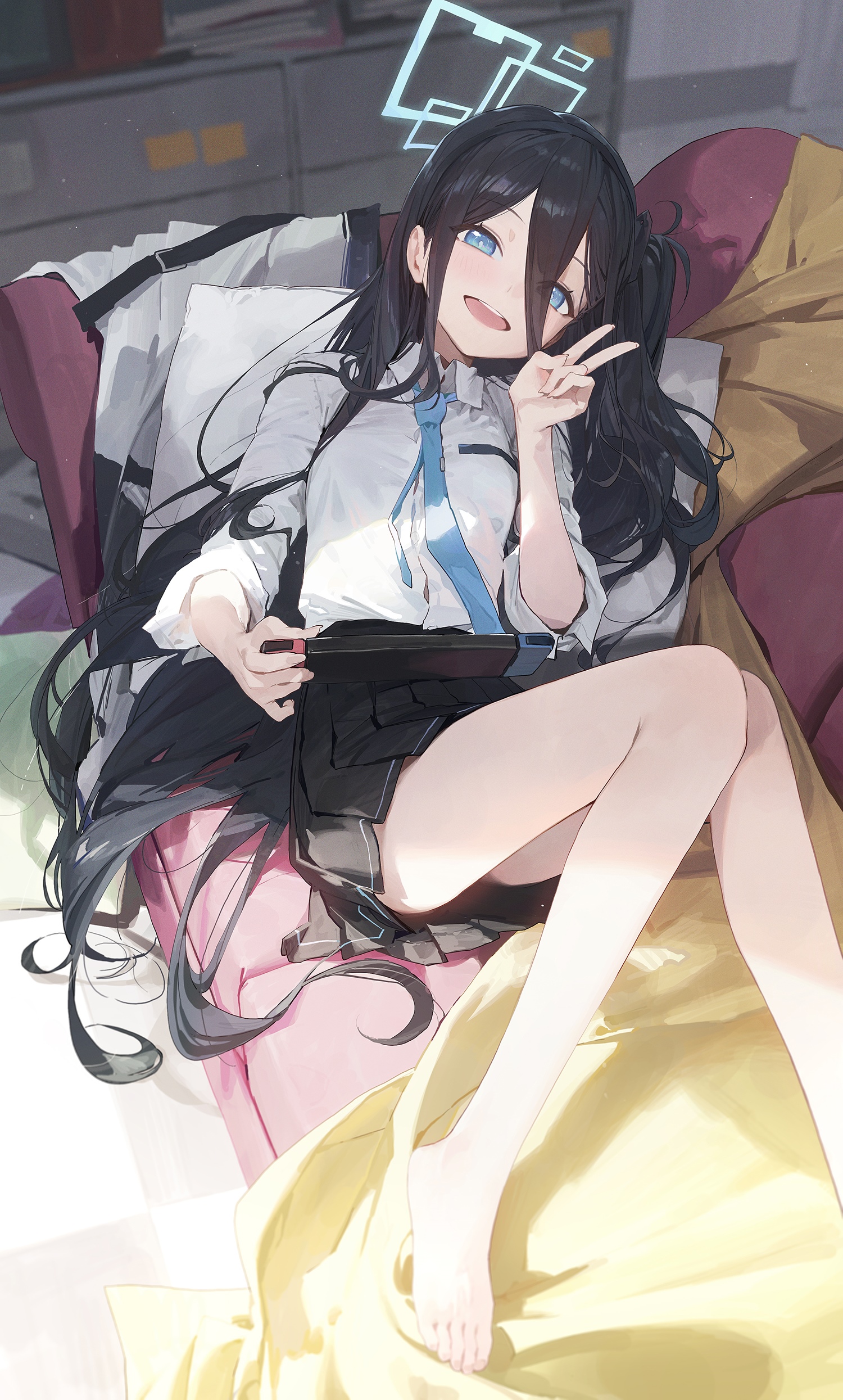Tendou Alice from Blue Archive making a peace sign HD Phone Wallpaper