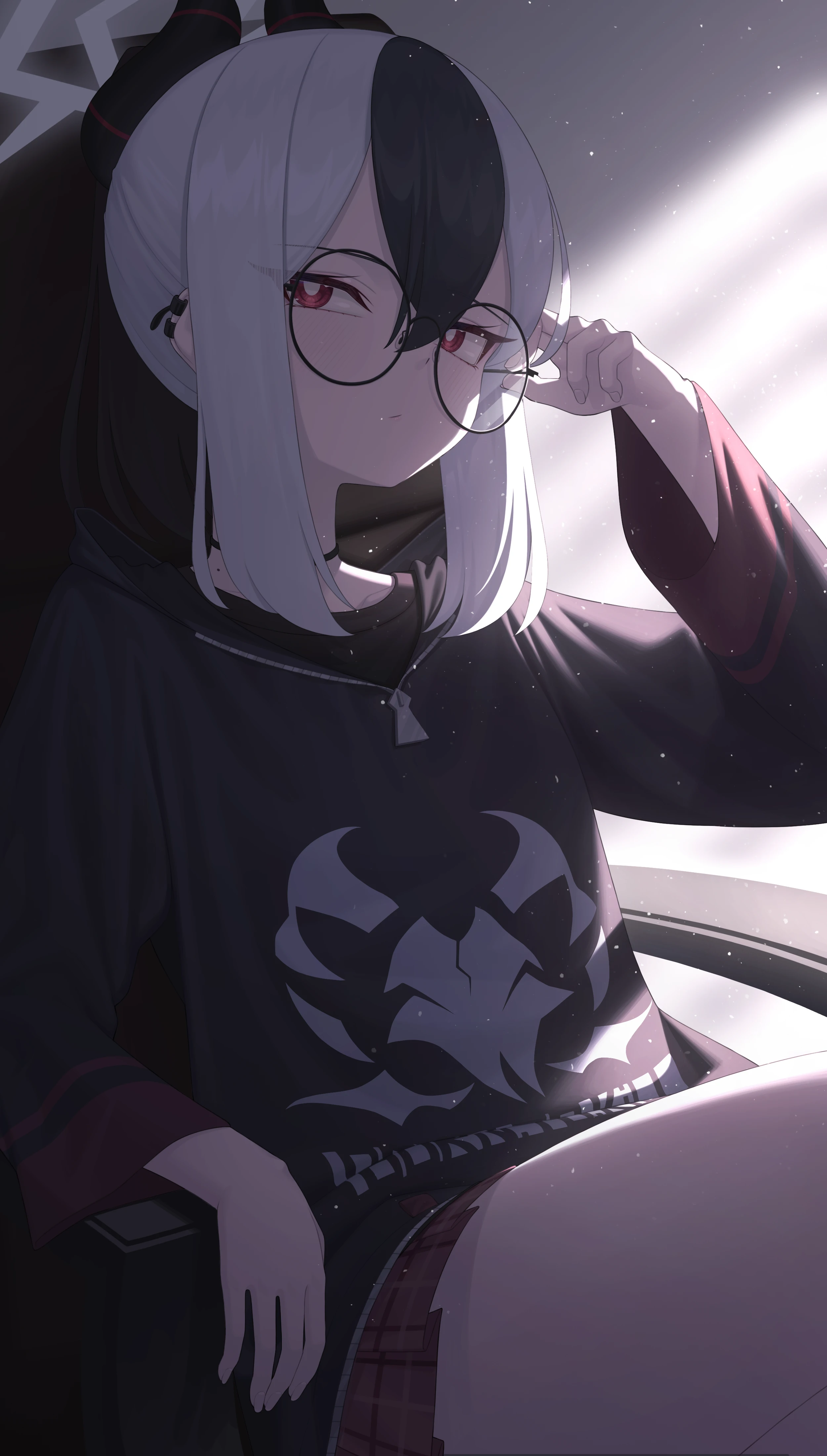 Blue Archive girl with glasses and two-tone hair HD Phone Wallpaper