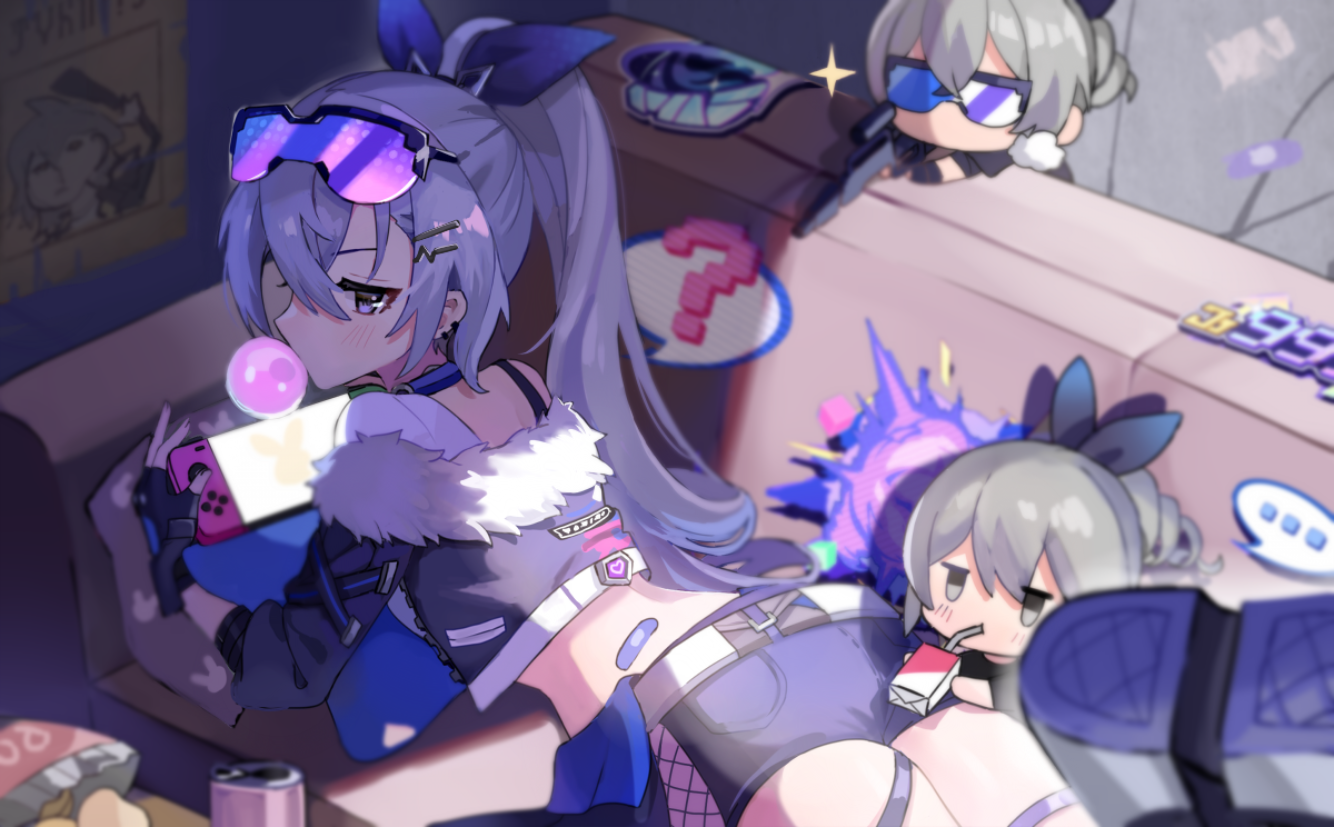 Silver Wolf playing Nintendo Switch with Bronya Chibi HD Wallpaper