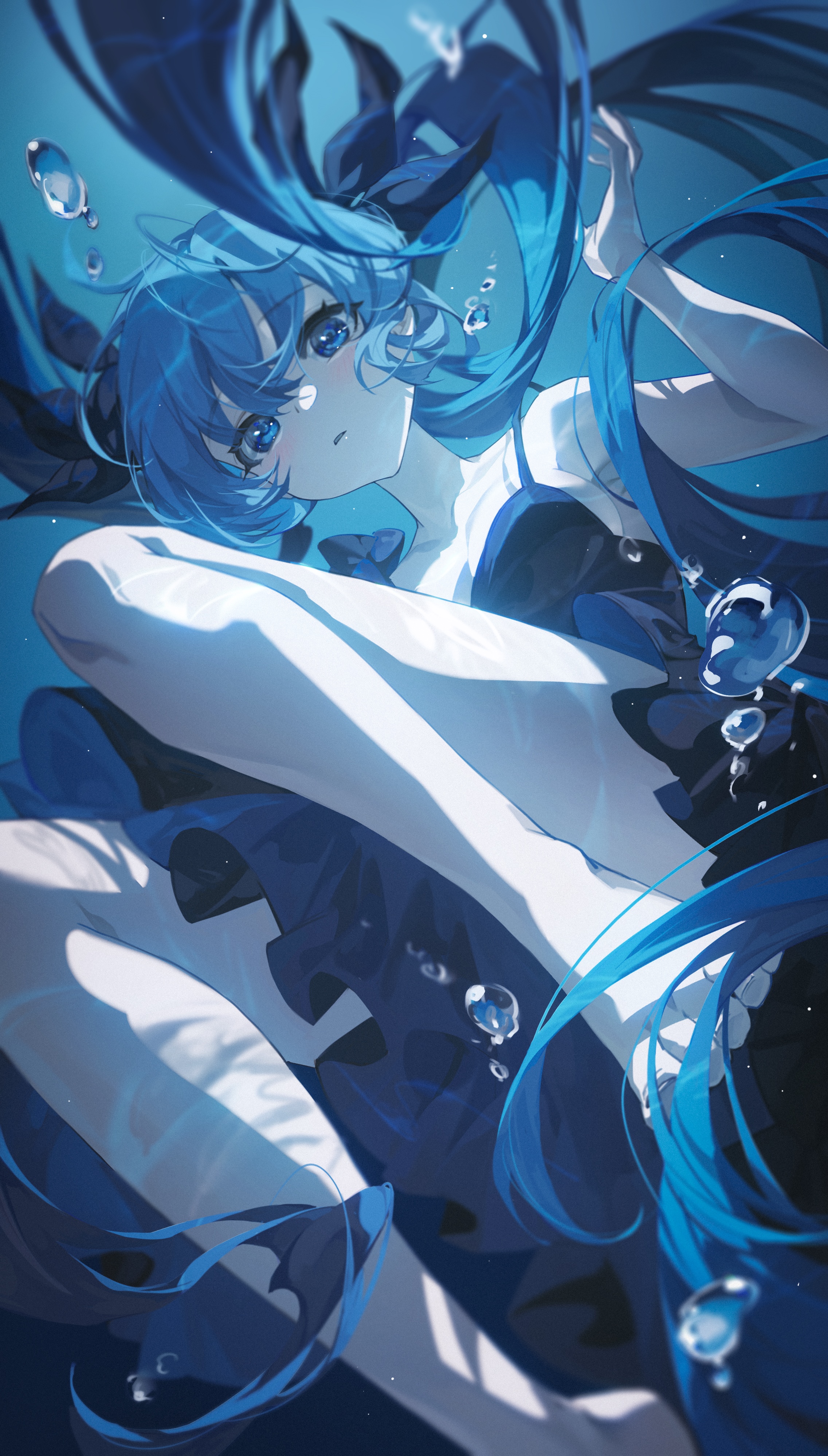 Hatsune Miku underwater with blue hair and bubbles HD Phone Wallpaper