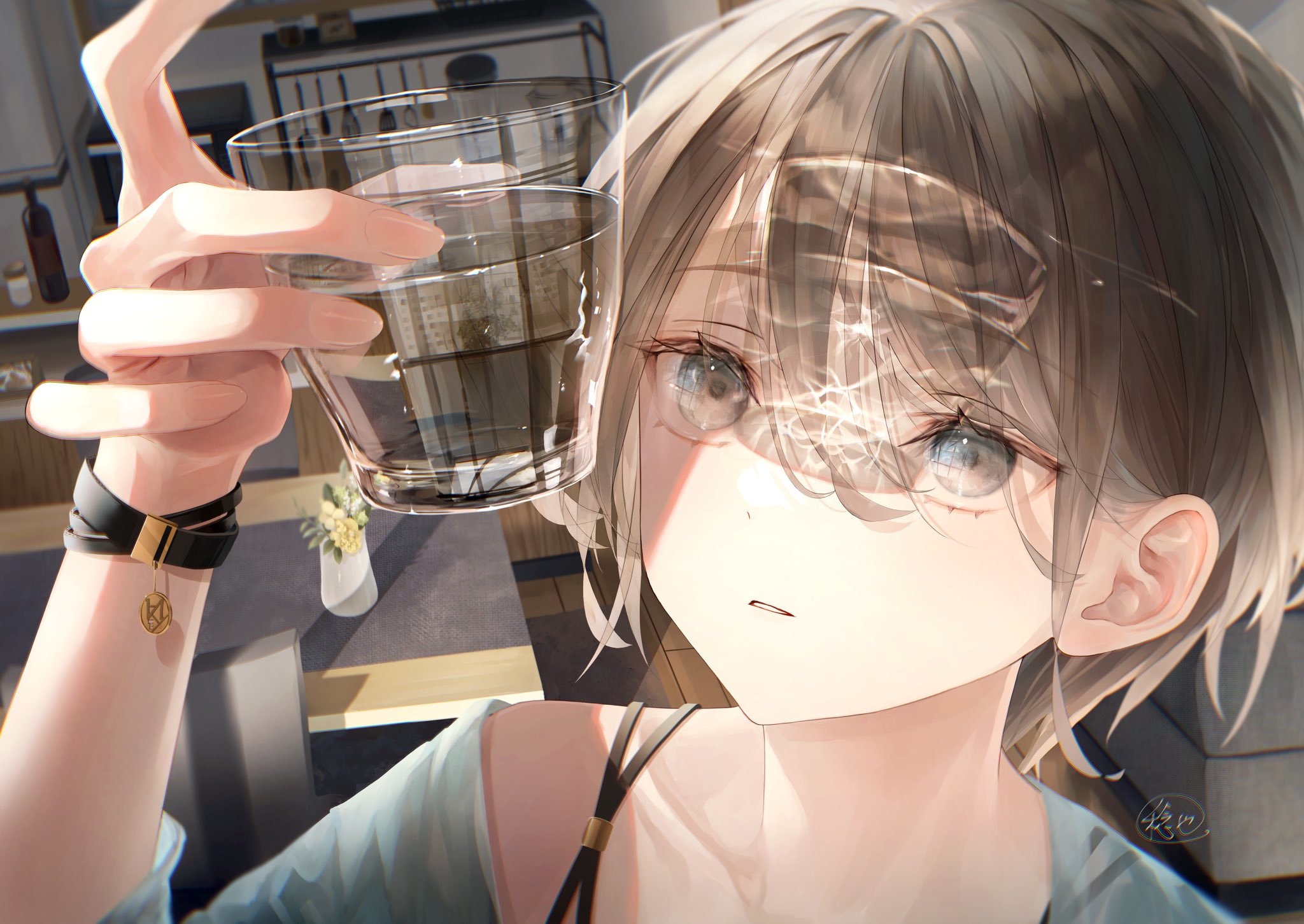 Anime girl holding a glass of water HD Wallpaper