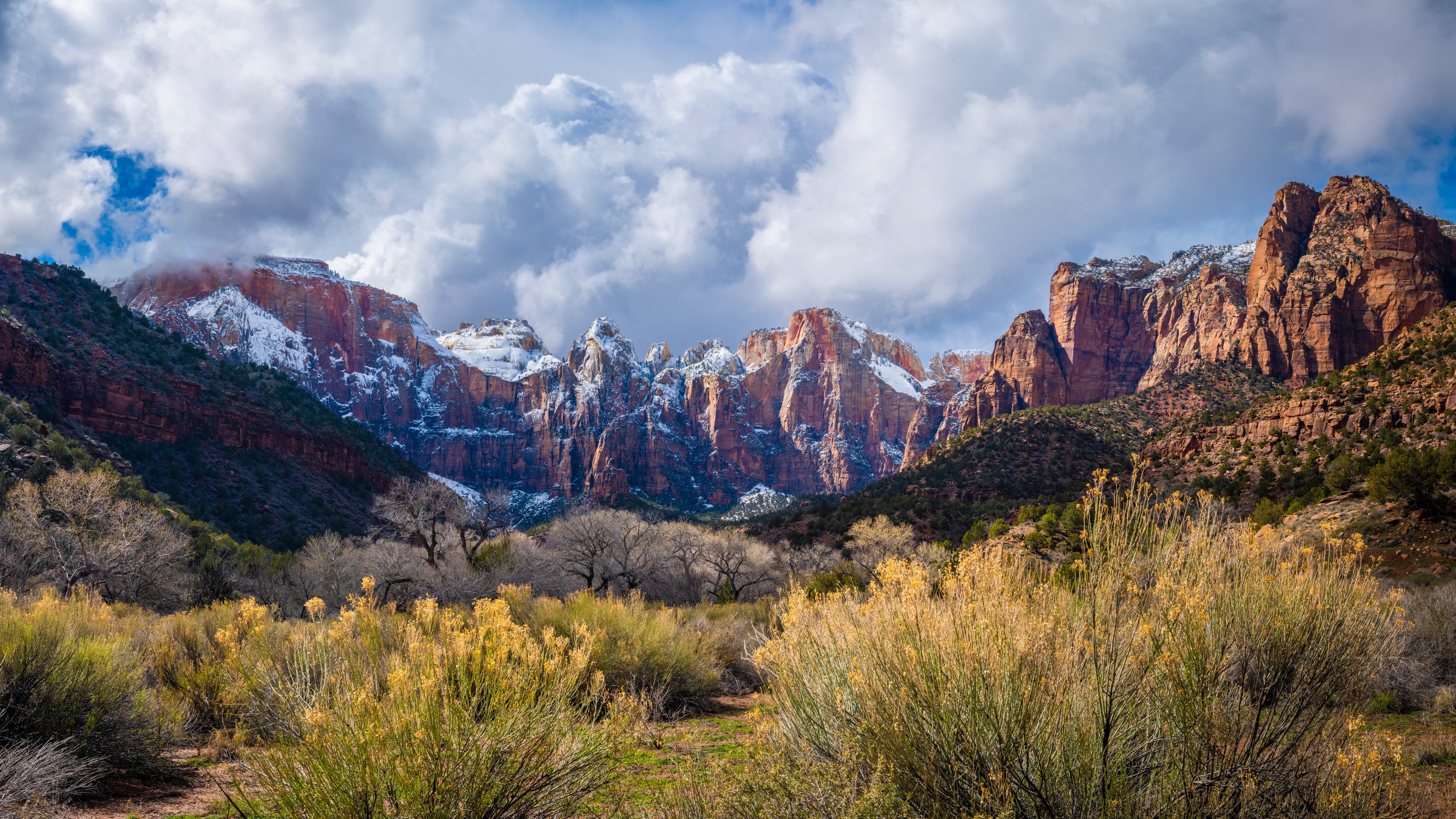 Zion National Park mountains with snow and clouds HD Wallpaper
