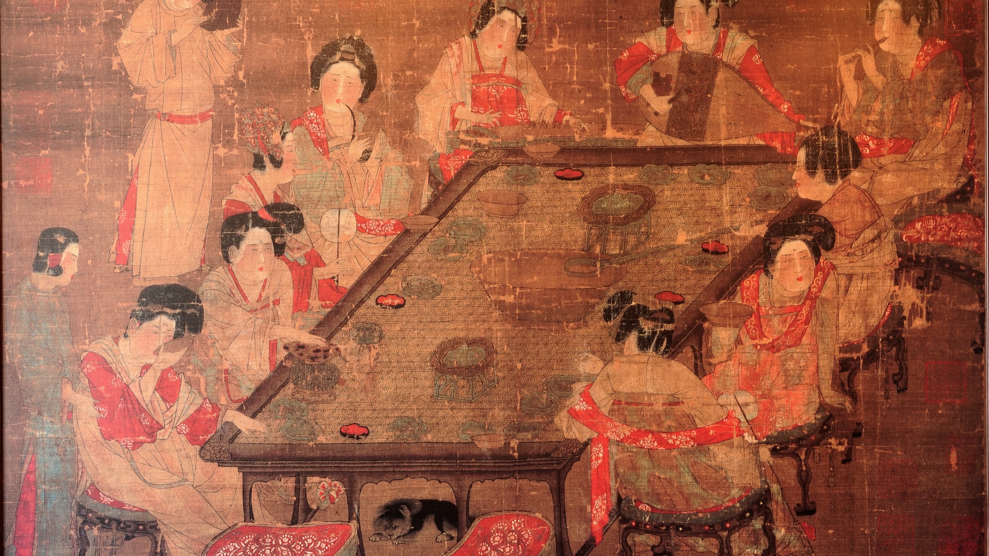 Traditional Chinese Painting of Women Playing a Game HD Wallpaper