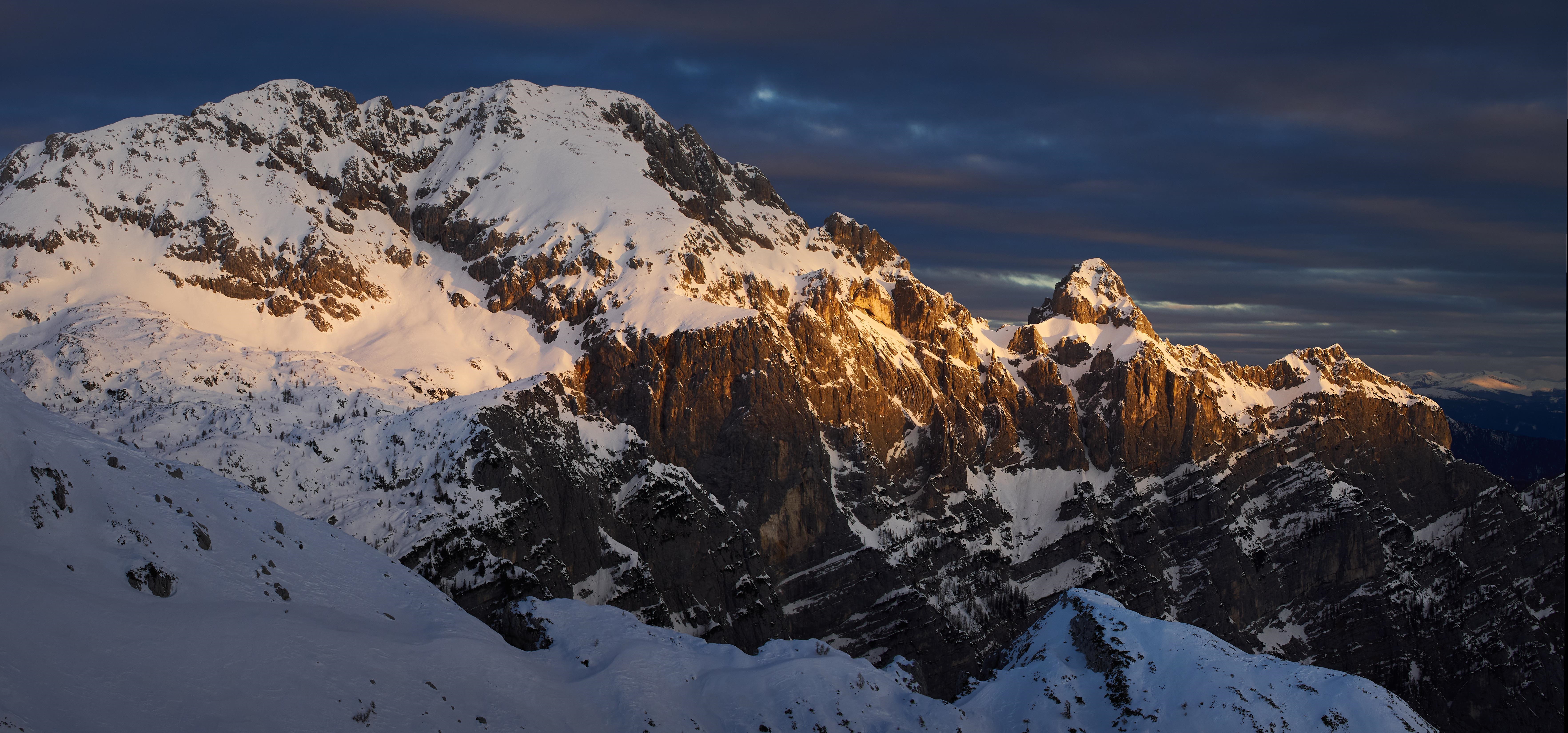 4K Snowy Alps Mountains in Slovenia HD Wallpaper