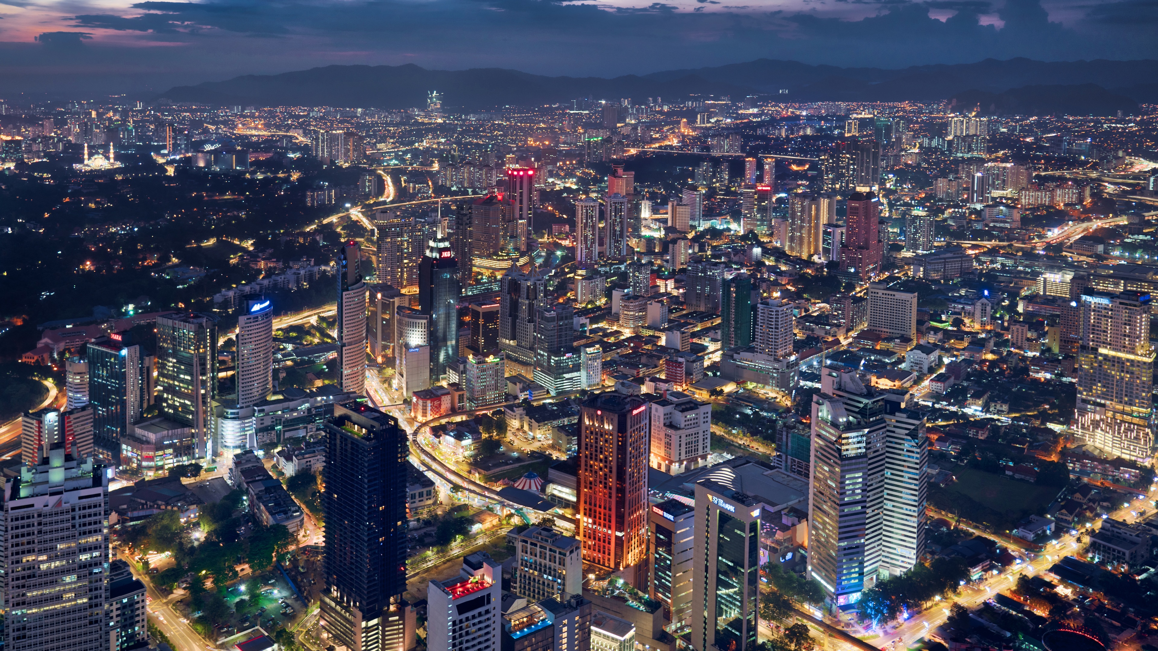4K Cityscape at Night with City Lights HD Wallpaper