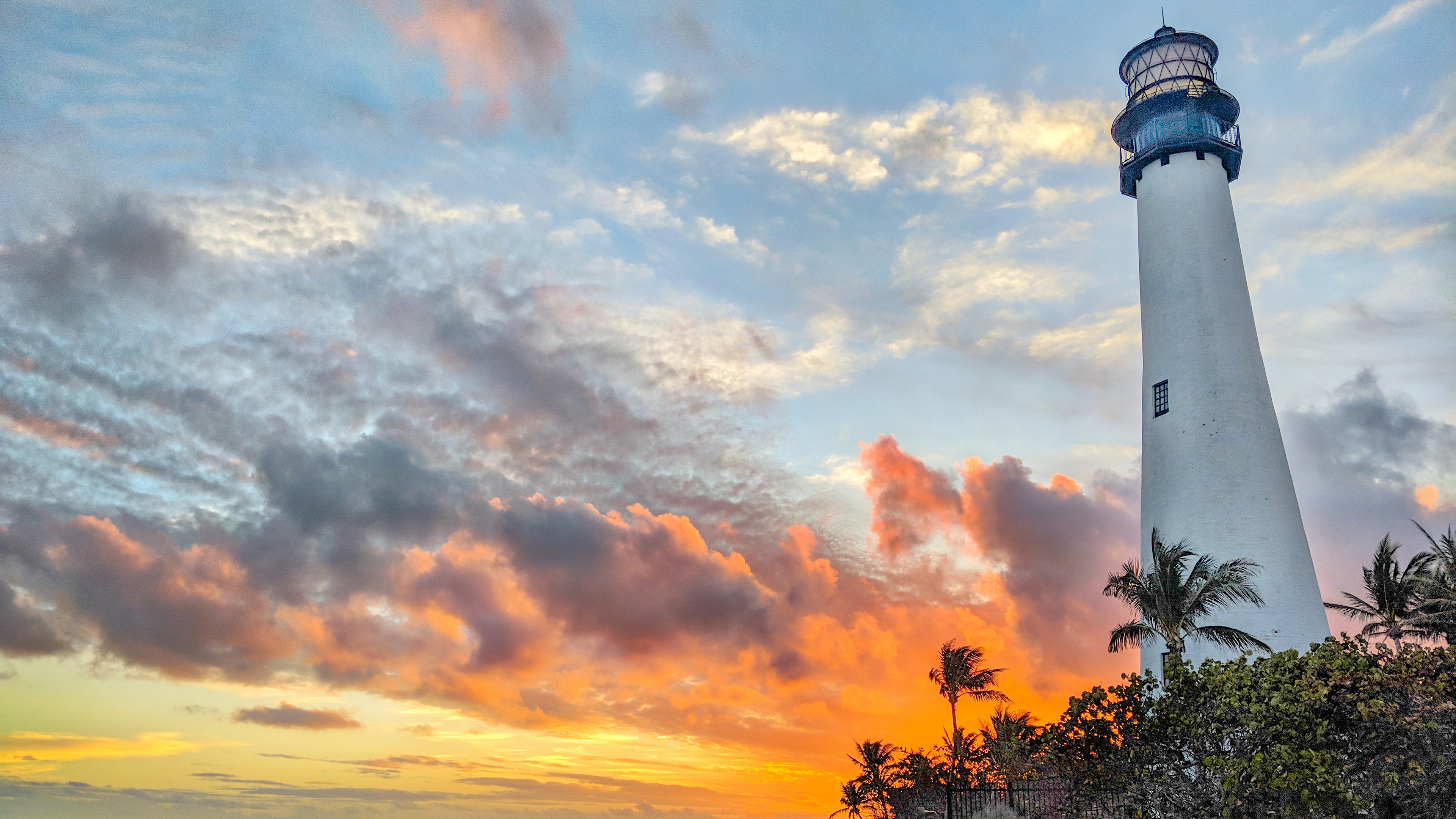 4K Lighthouse at Sunset in Florida HD Wallpaper