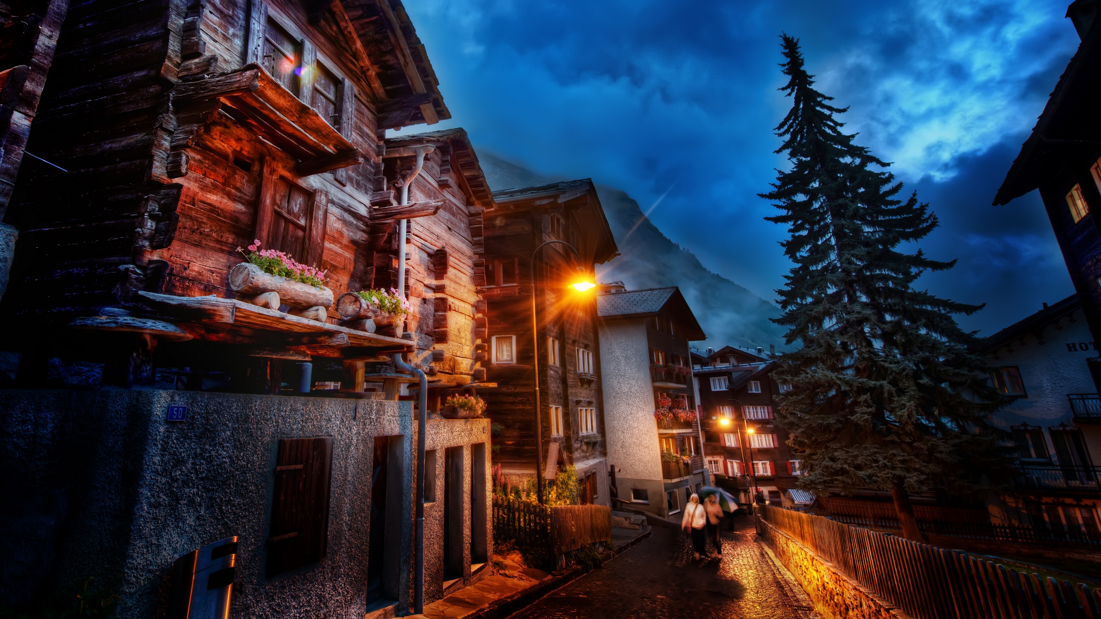 4K night street in Zermatt, Switzerland HD Wallpaper