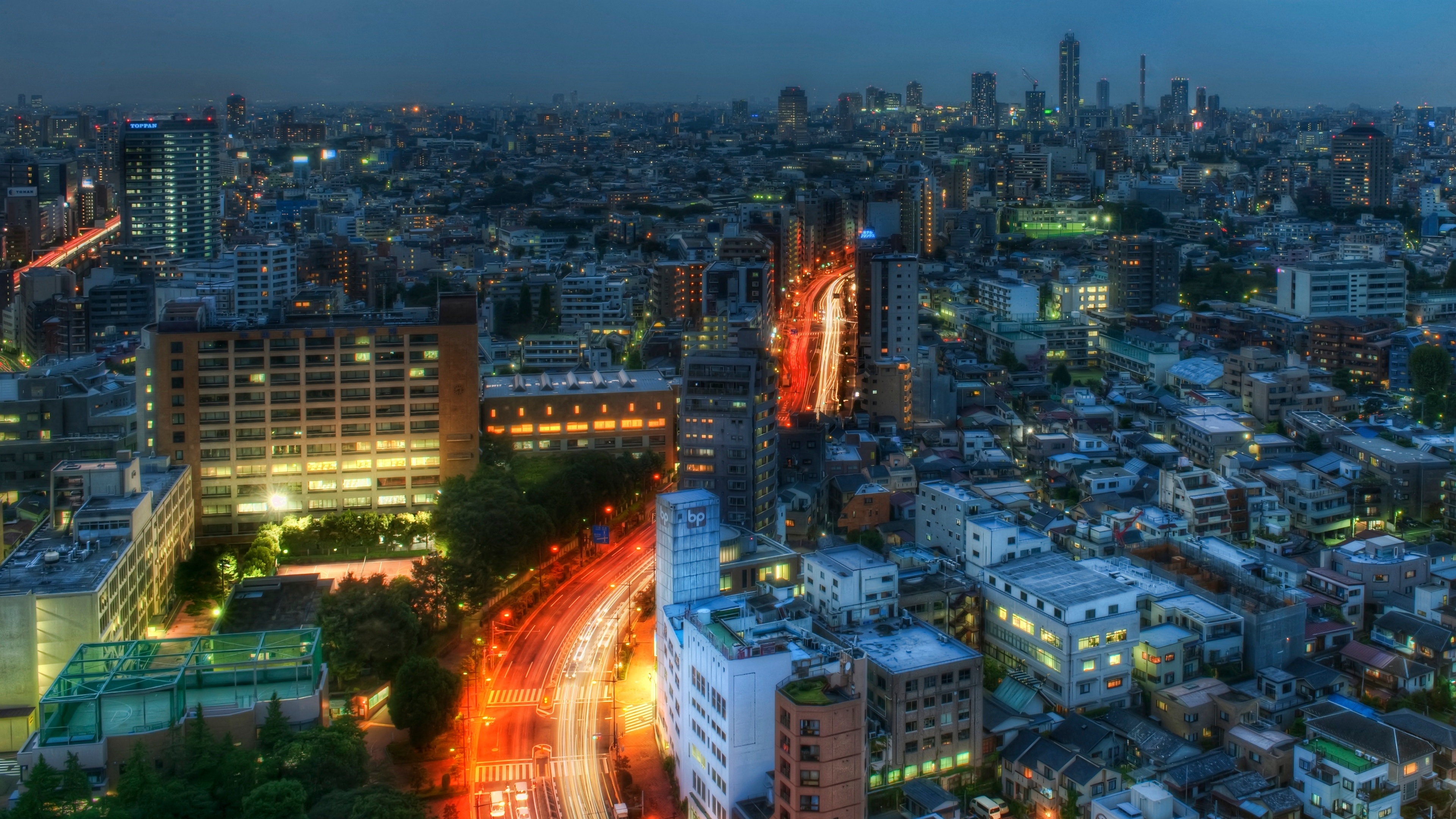 4K Tokyo cityscape at night with city lights HD Wallpaper