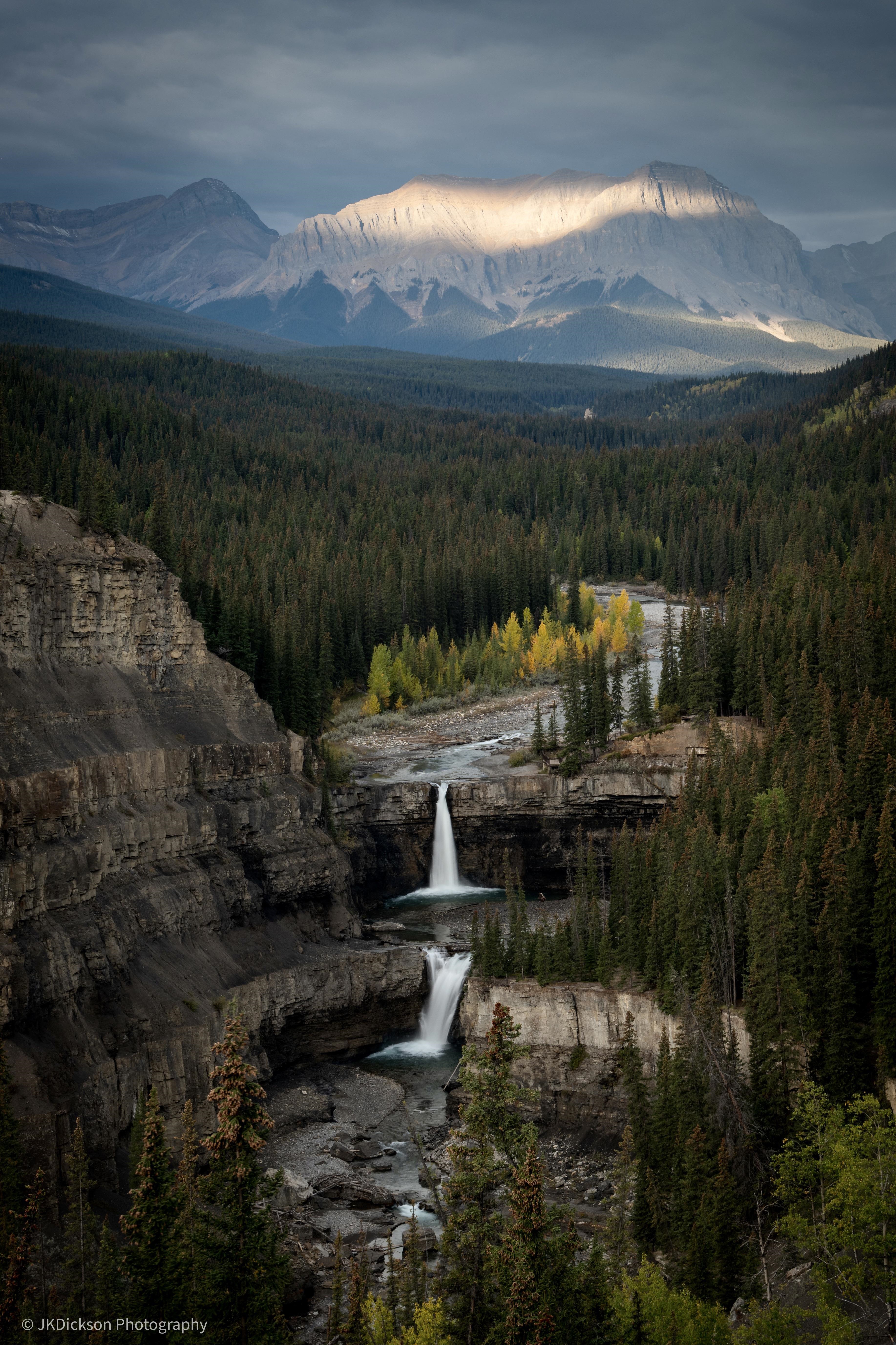 Waterfalls and mountains in Alberta, Canada HD Phone Wallpaper