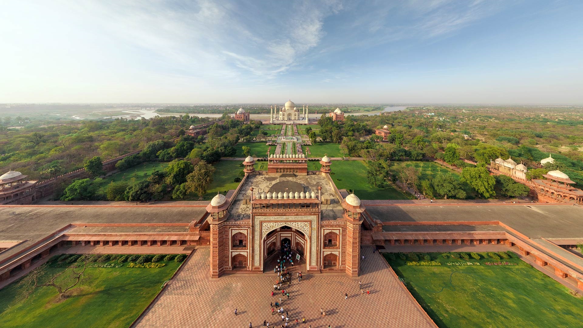 Aerial view of the Taj Mahal, India HD Wallpaper