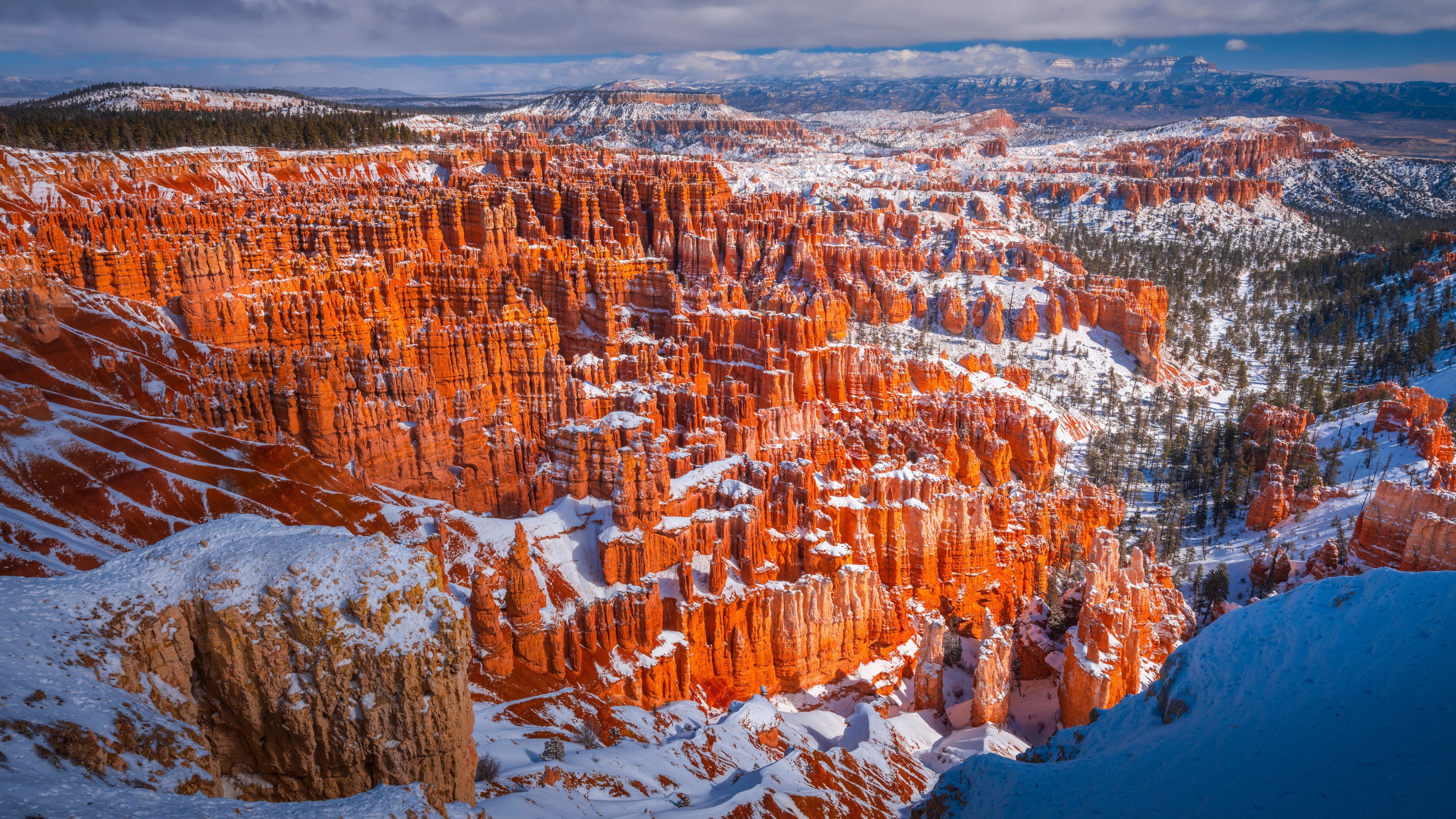 Bryce Canyon National Park in Winter HD Wallpaper