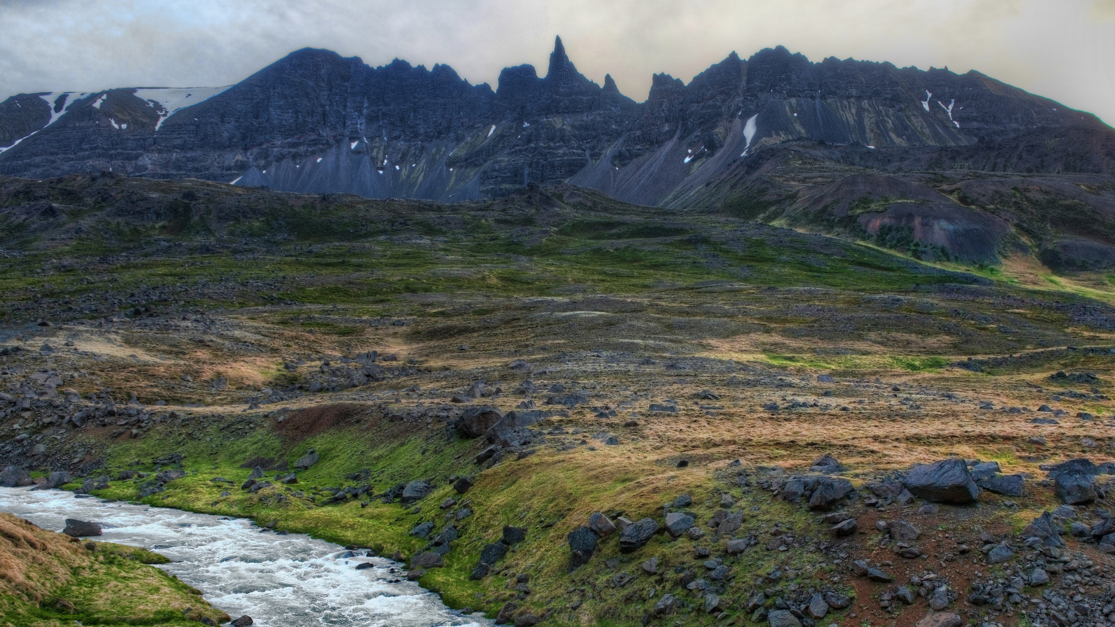 4K Iceland River and Mountains Landscape HD Wallpaper