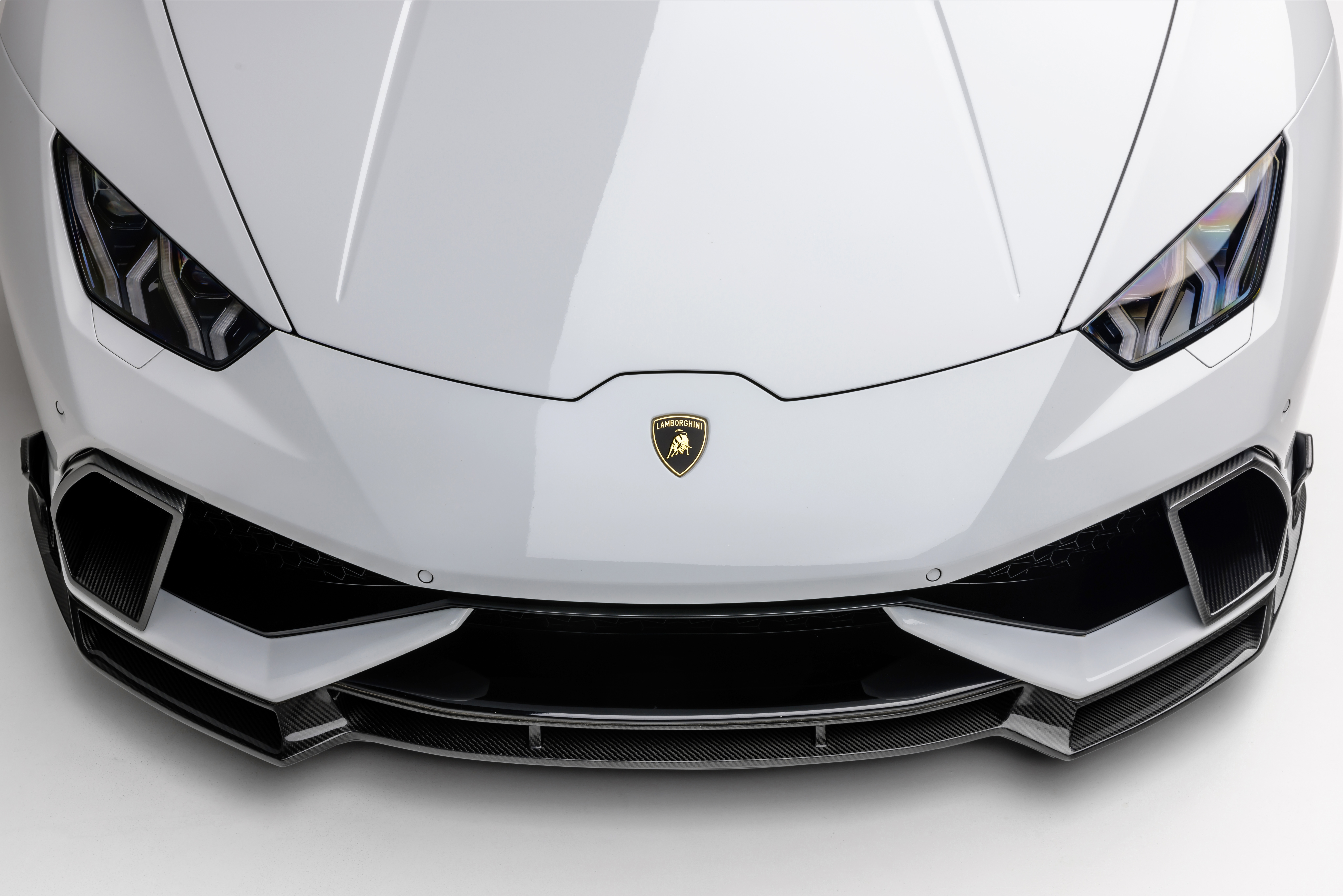 4K Lamborghini Huracan front view HD Wallpaper