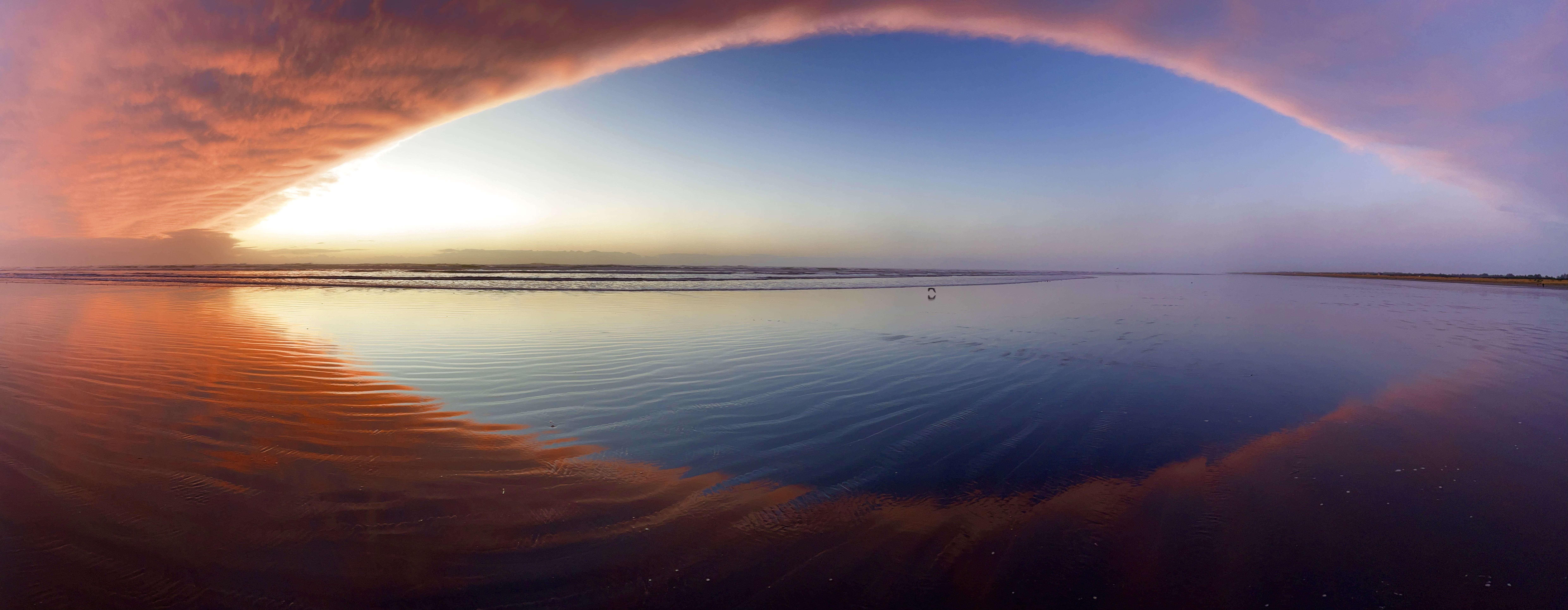 4K Sunset over Washington Beach with Dramatic Clouds HD Wallpaper