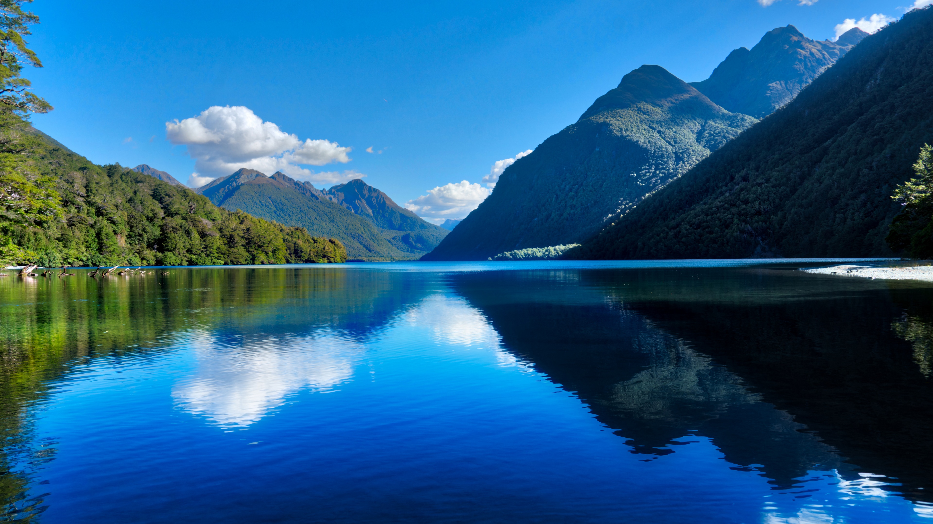 4K New Zealand Mountains and Lake Reflection HD Wallpaper