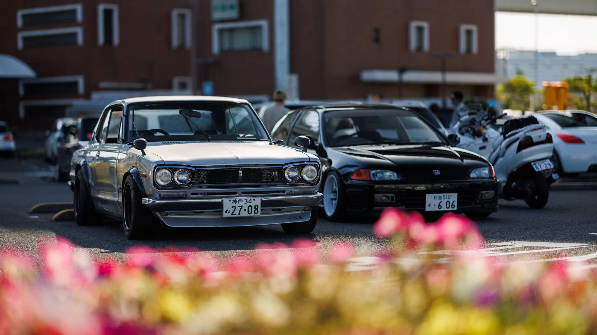 Nissan Skyline C10 and Honda Civic at Daikoku HD Wallpaper