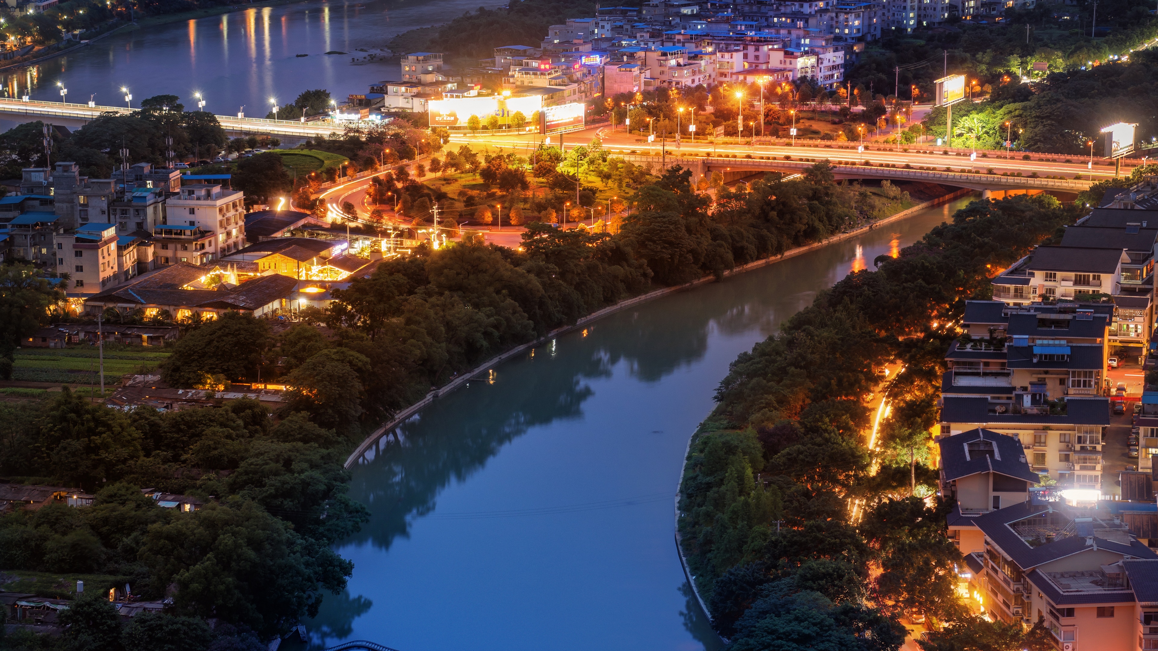 4K night cityscape of Guilin with river and bridge HD Wallpaper