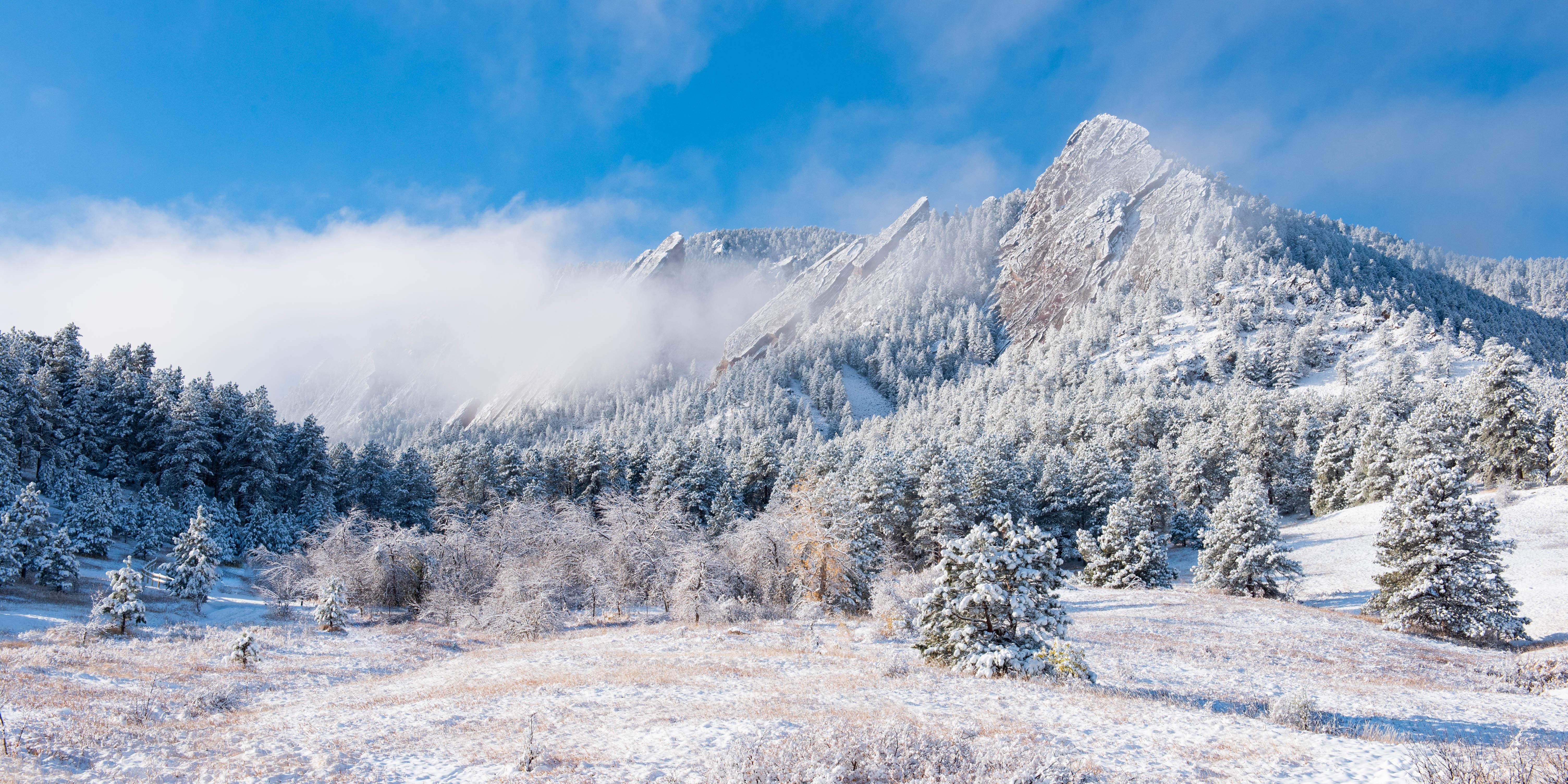 Snowy mountains and forest in Boulder, Colorado HD Wallpaper