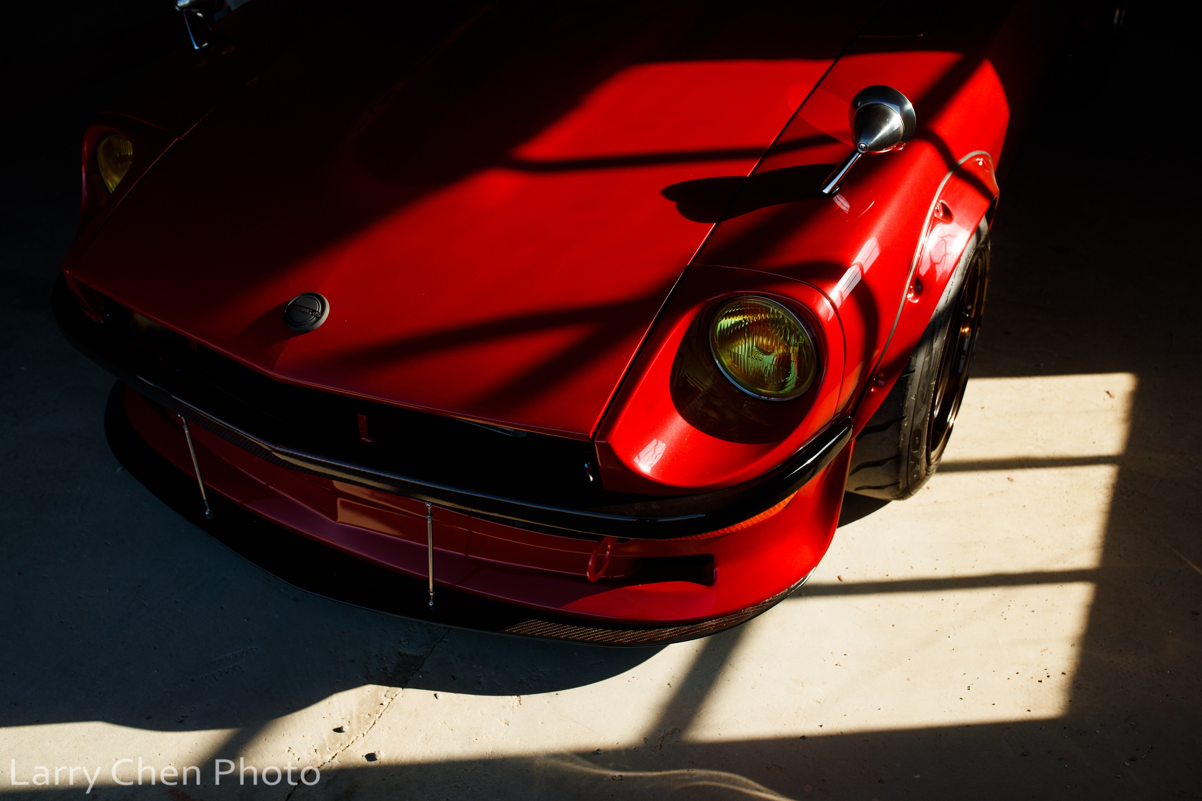 Red Nissan S30 Sports Car HD Wallpaper