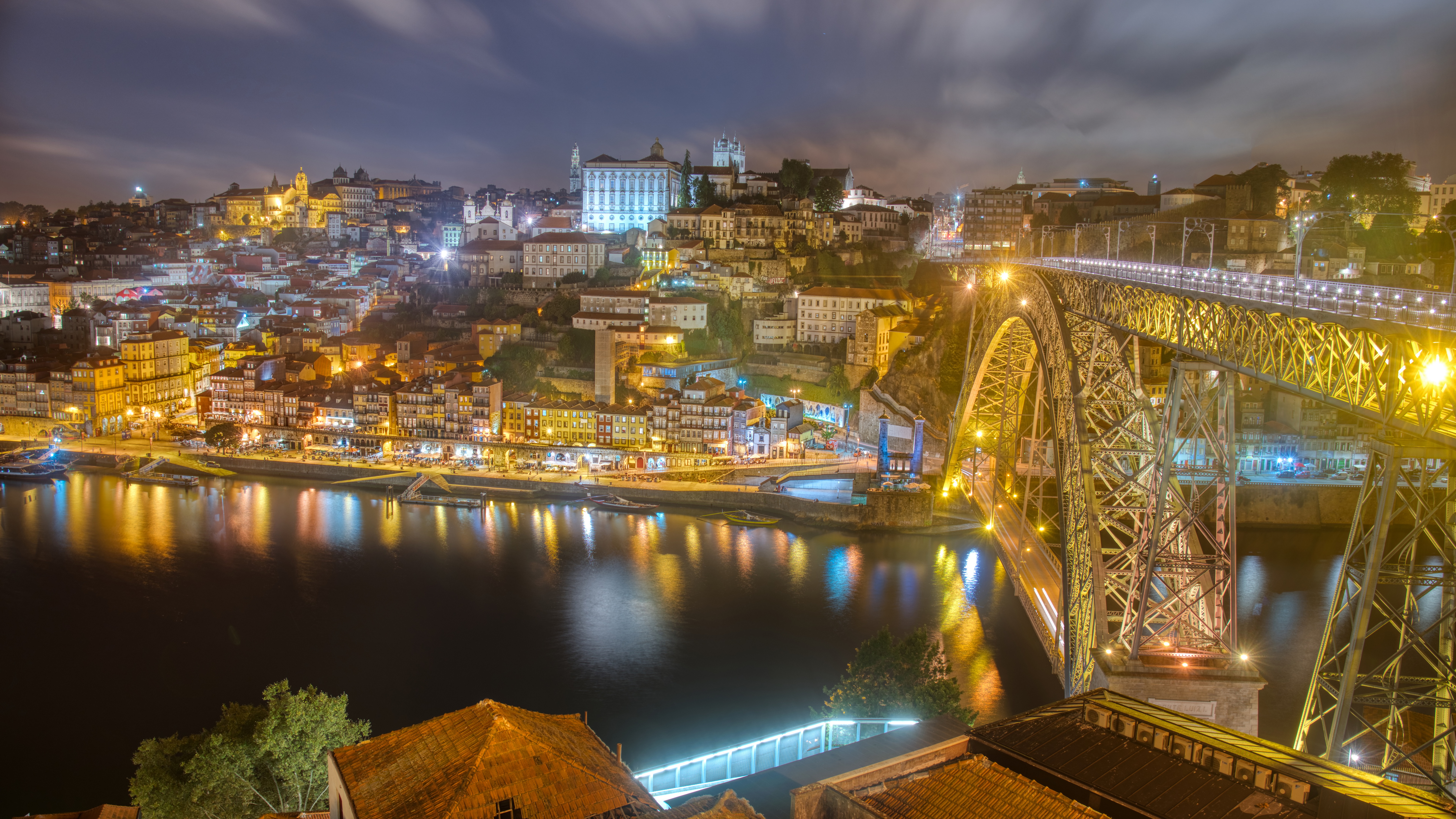 Dom Luís I Bridge at night in Porto HD Wallpaper