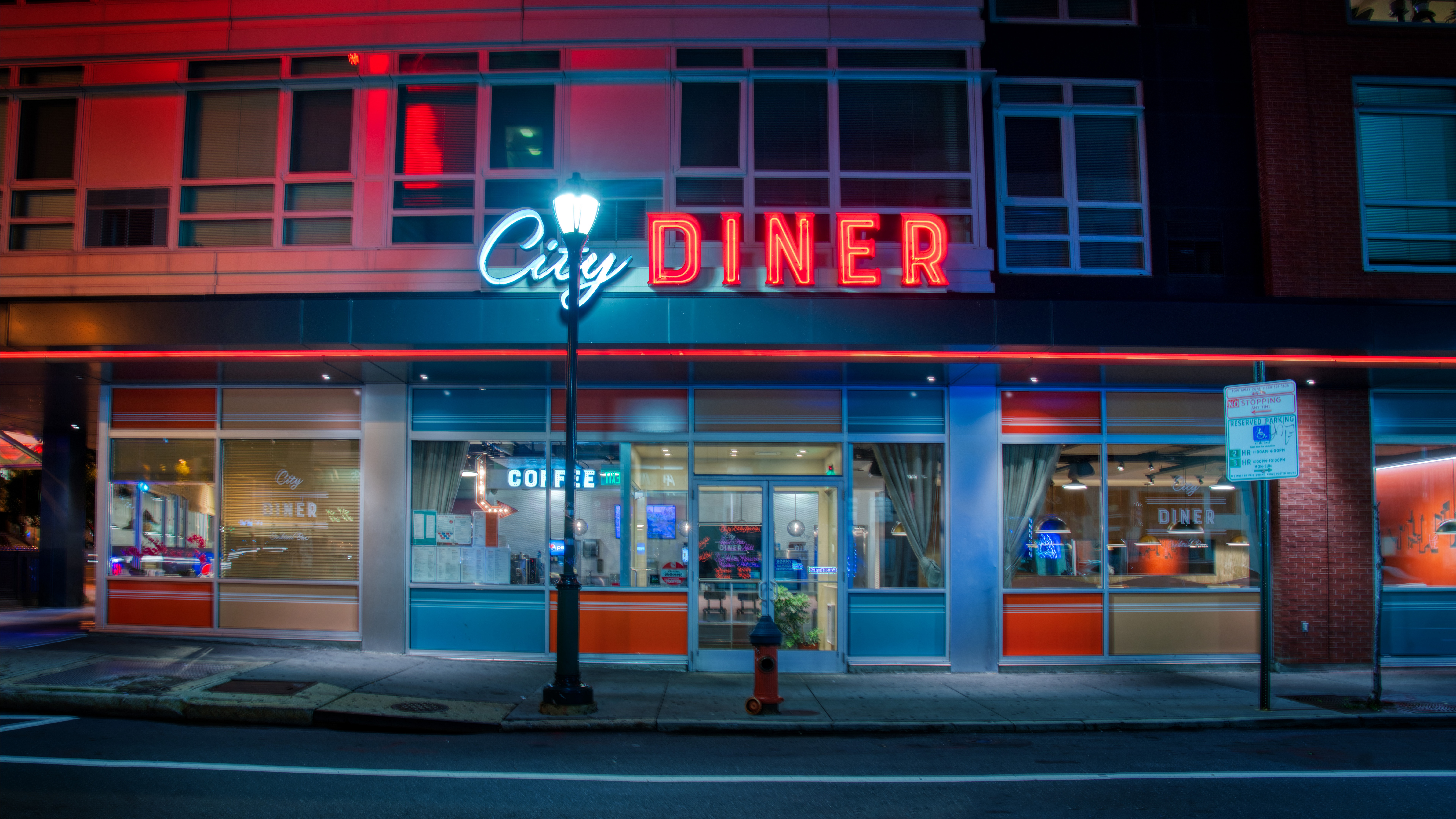 City Diner at night HD Wallpaper