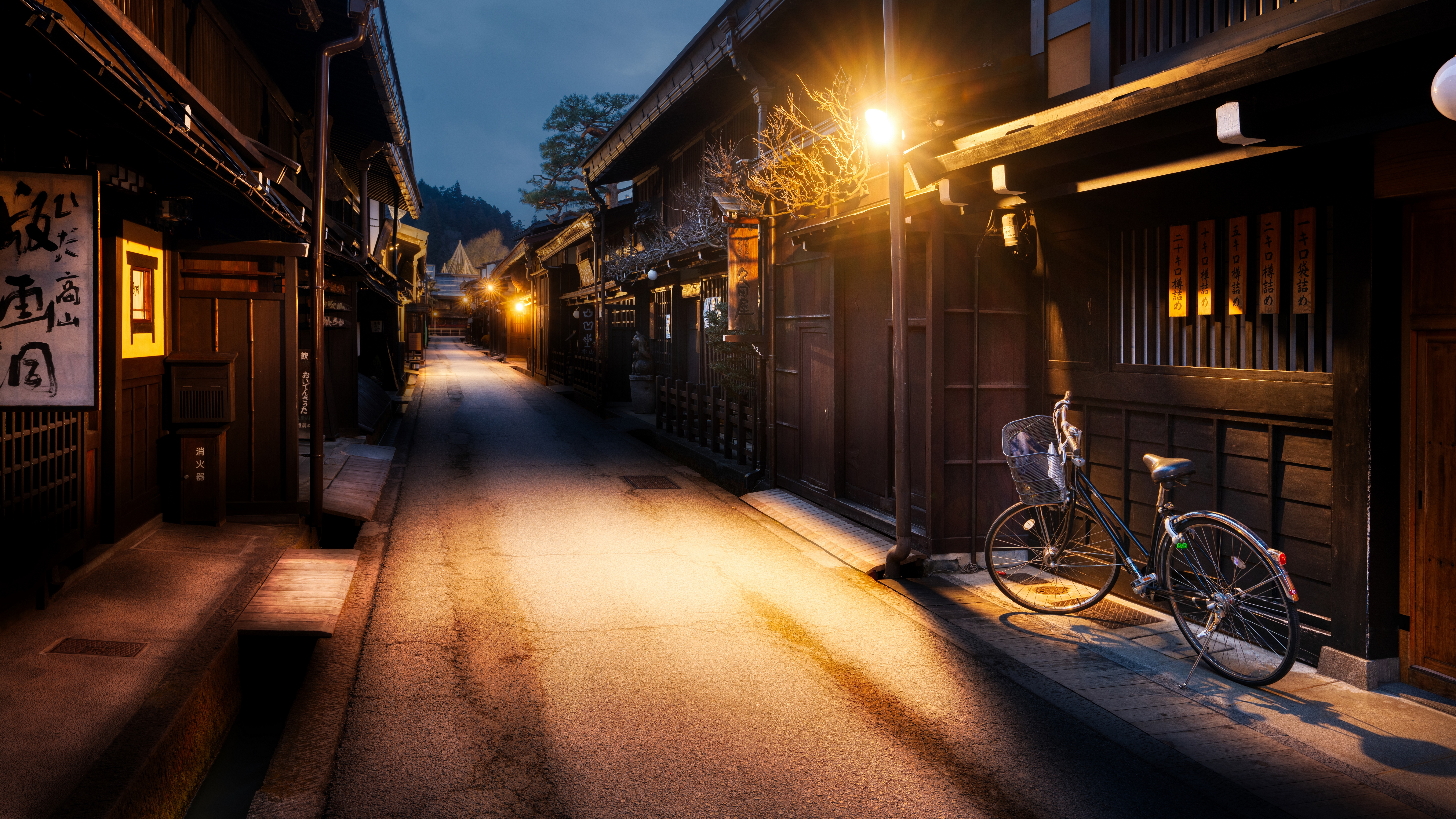 4K Japanese street in Takayama at night with a bicycle HD Wallpaper