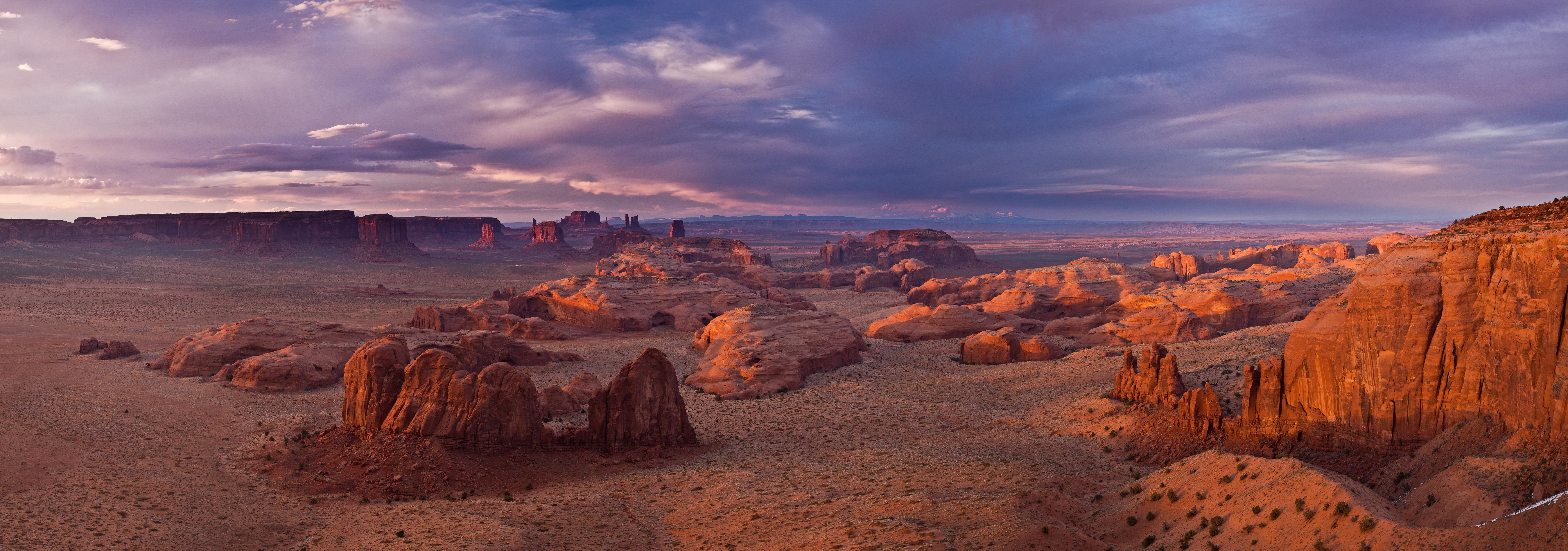 Monument Valley desert landscape at sunset HD Wallpaper