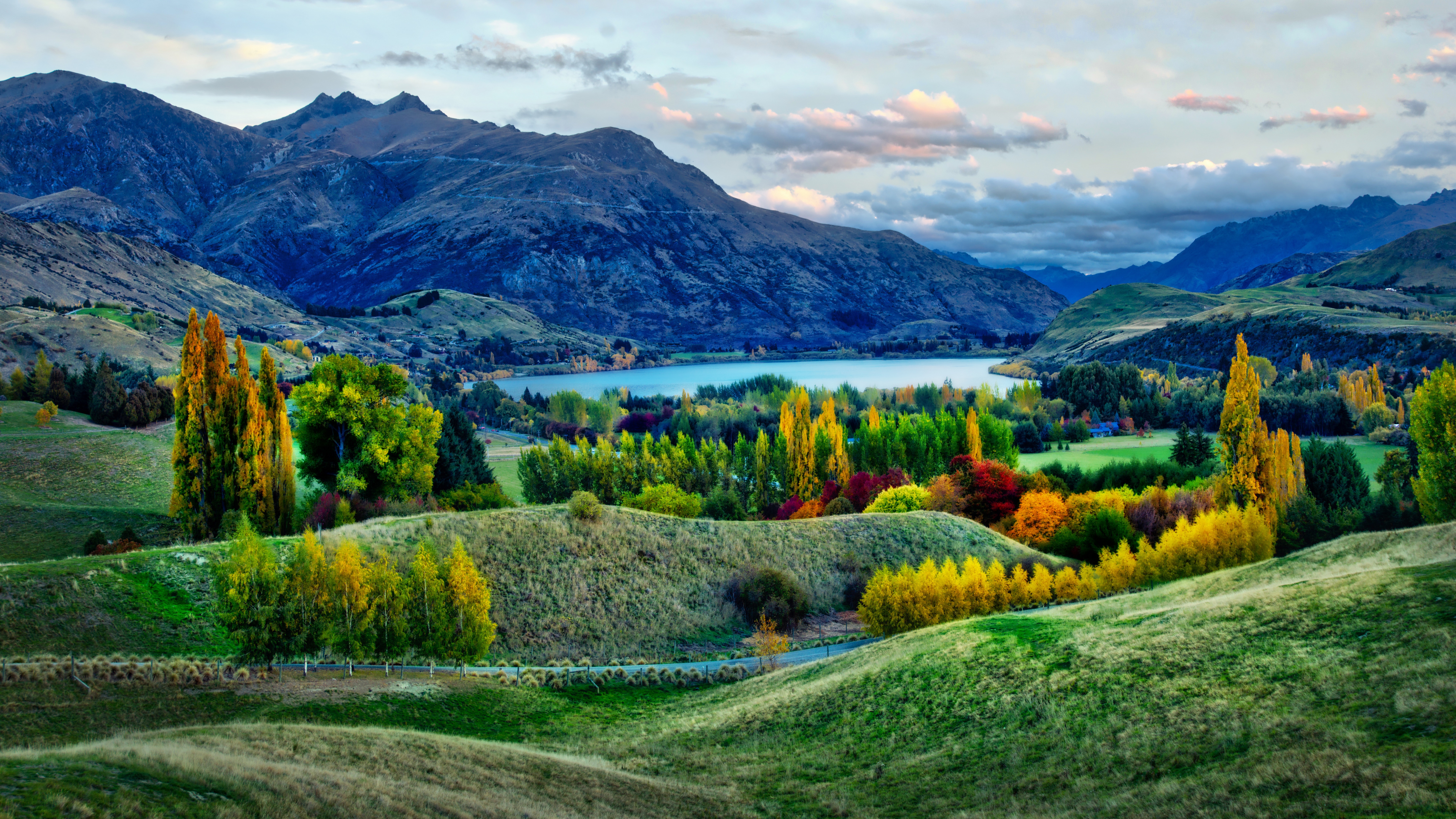 4K Mountains, Trees, and Lake Landscape in Queenstown, New Zealand HD Wallpaper