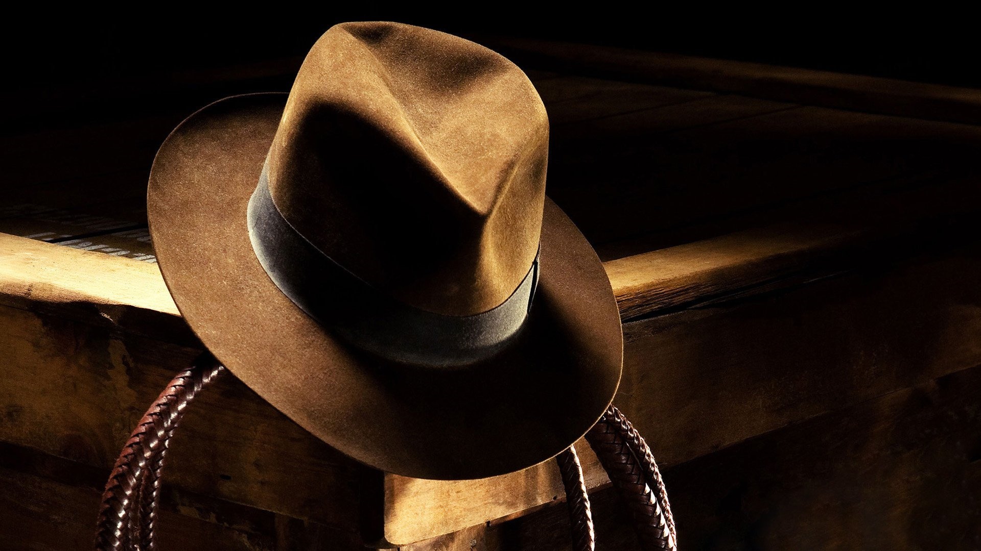 Indiana Jones' hat and whip HD Wallpaper