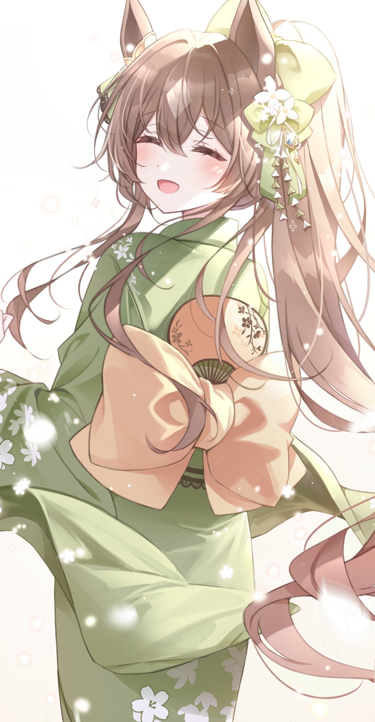 Anime girl with animal ears in a green kimono holding a fan HD Phone Wallpaper
