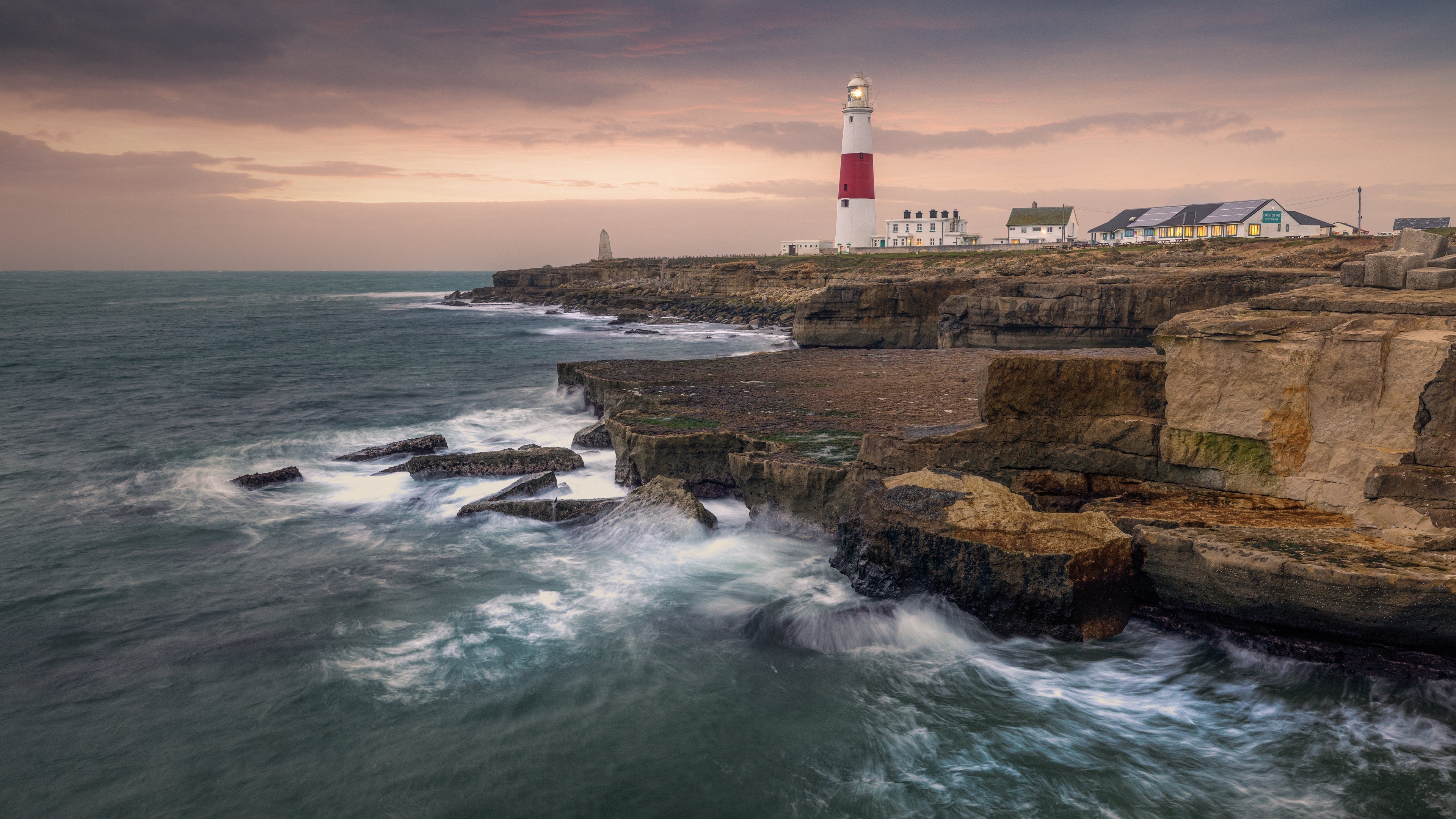 Portland Bill Lighthouse on the coast of England HD Wallpaper