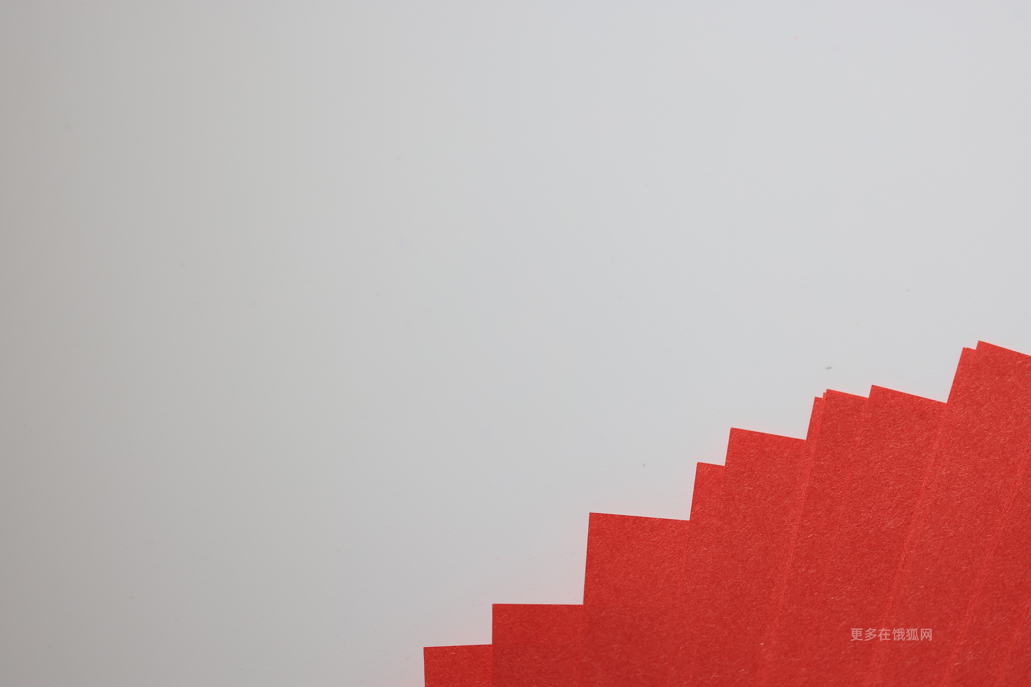 Red paper stacked in a staircase pattern HD Wallpaper
