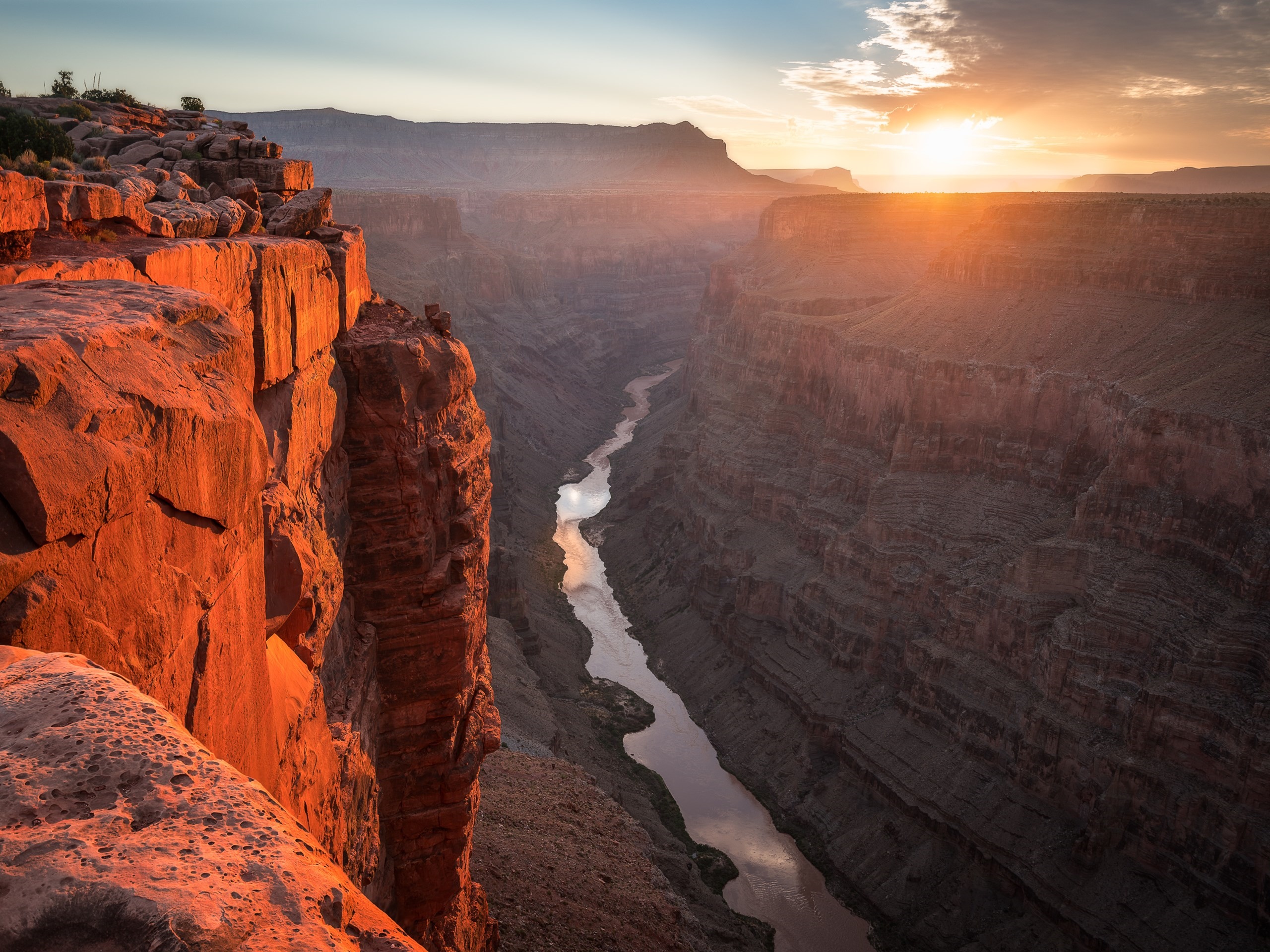 Grand Canyon at sunset with Colorado River HD Wallpaper