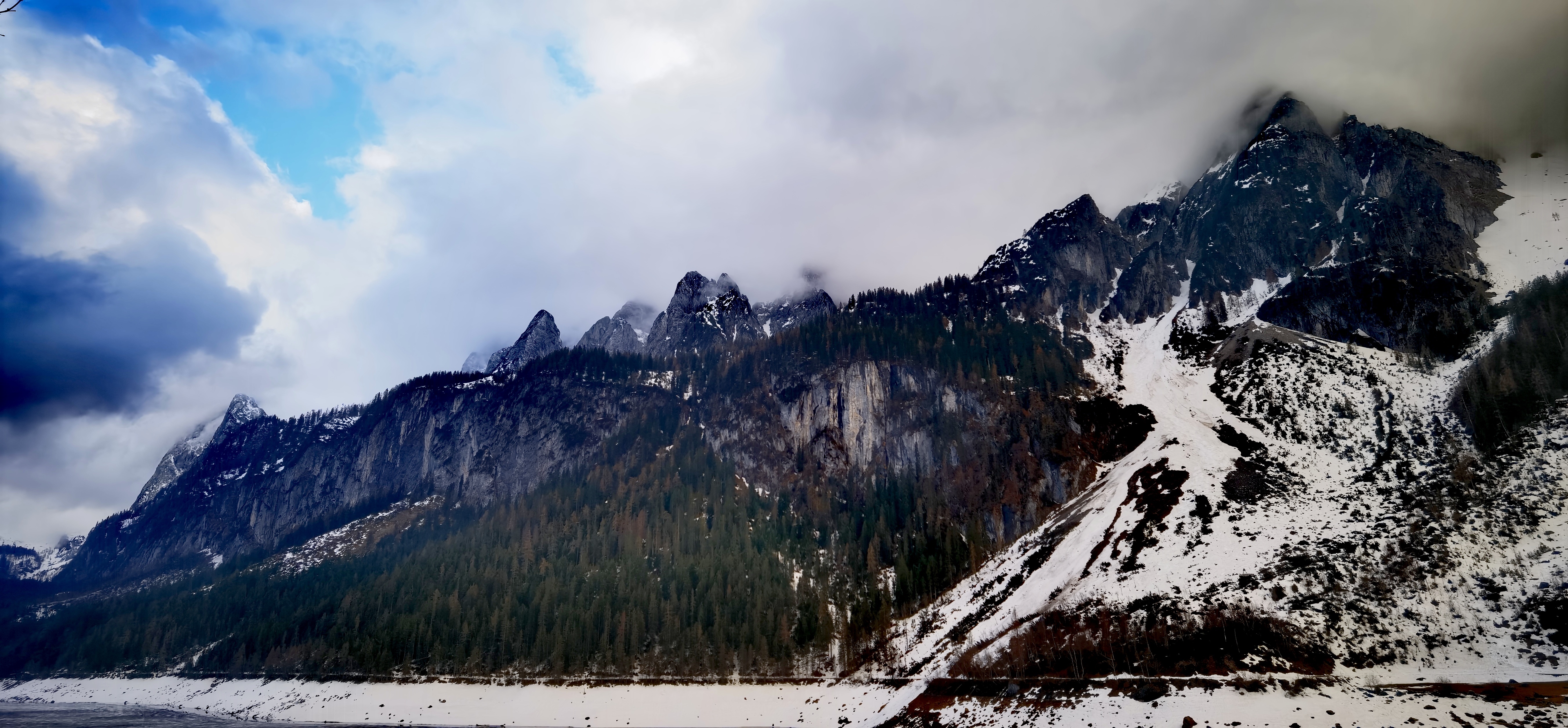 4K Mountains and Snow at Lake Gosau, Austria HD Wallpaper