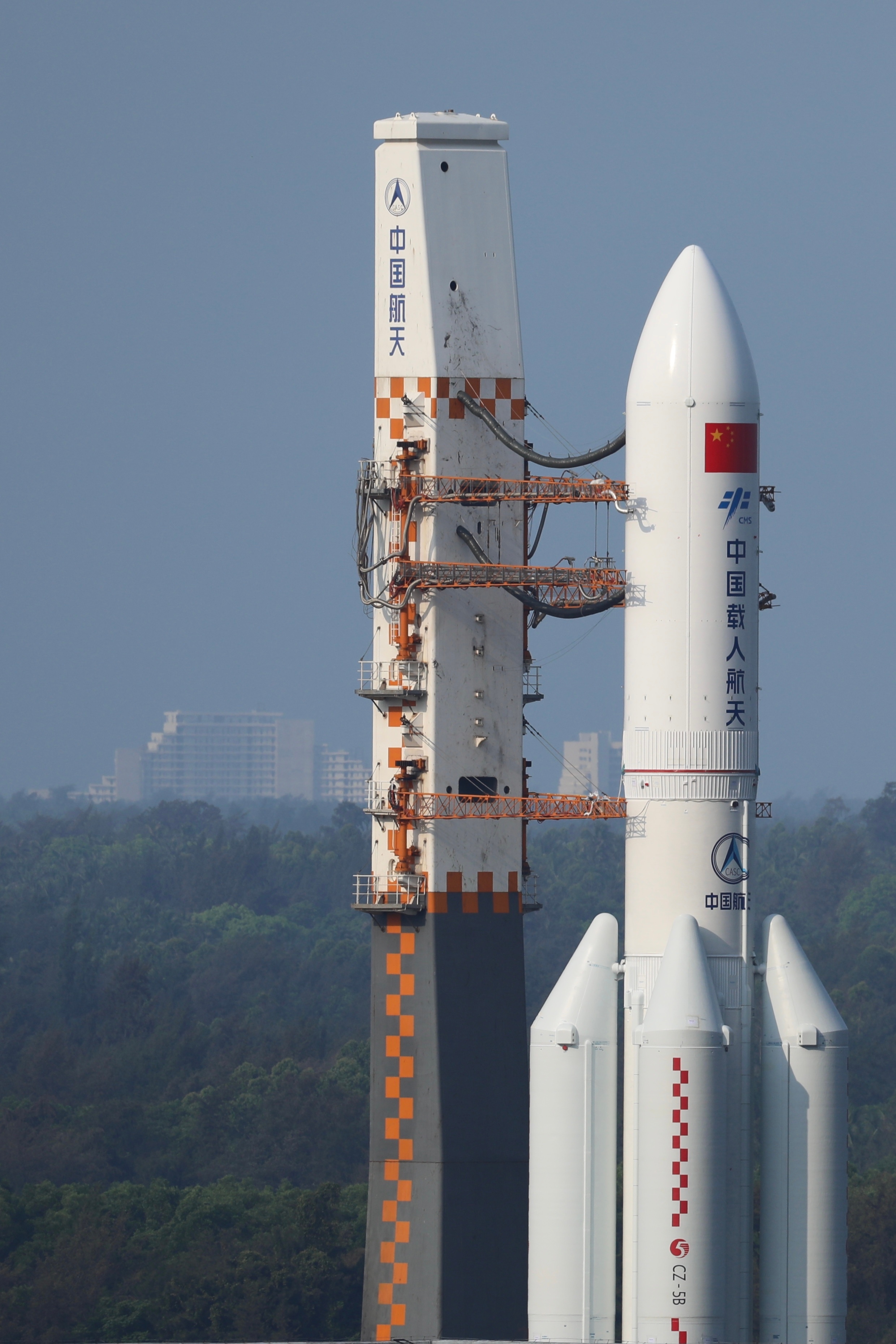 Long March 5 rocket on launchpad HD Phone Wallpaper