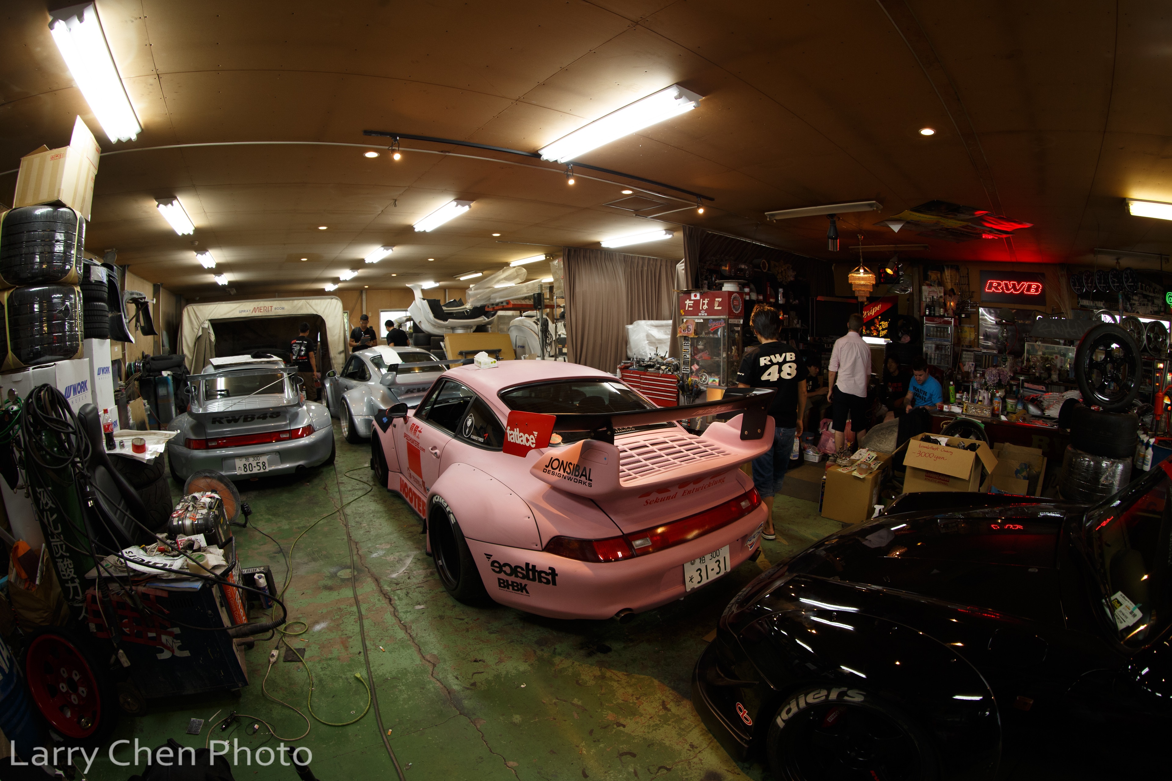 Porsche 911 RWB Garage by Larry Chen HD Wallpaper