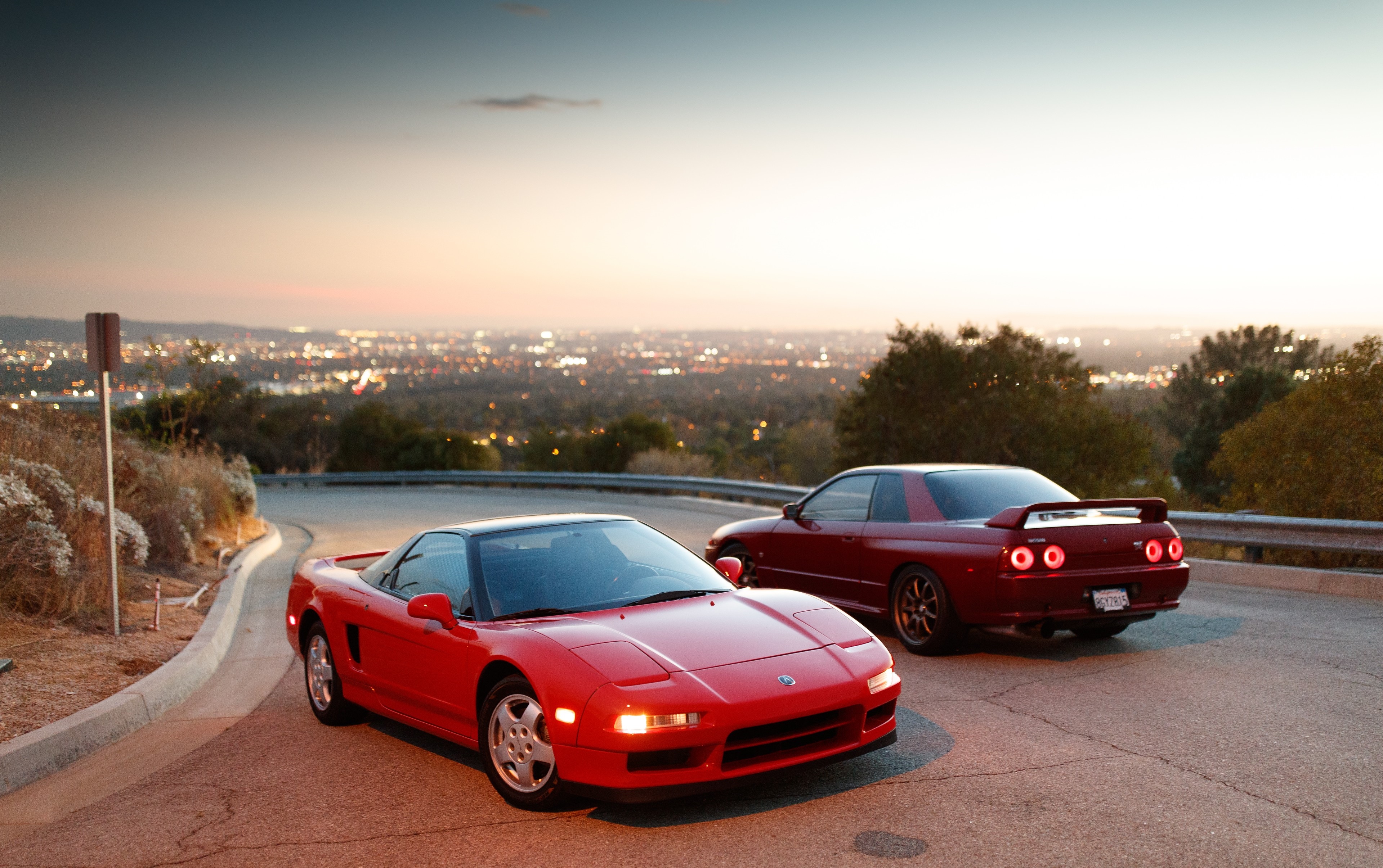 4K Honda NSX and Nissan Skyline R32 HD Wallpaper