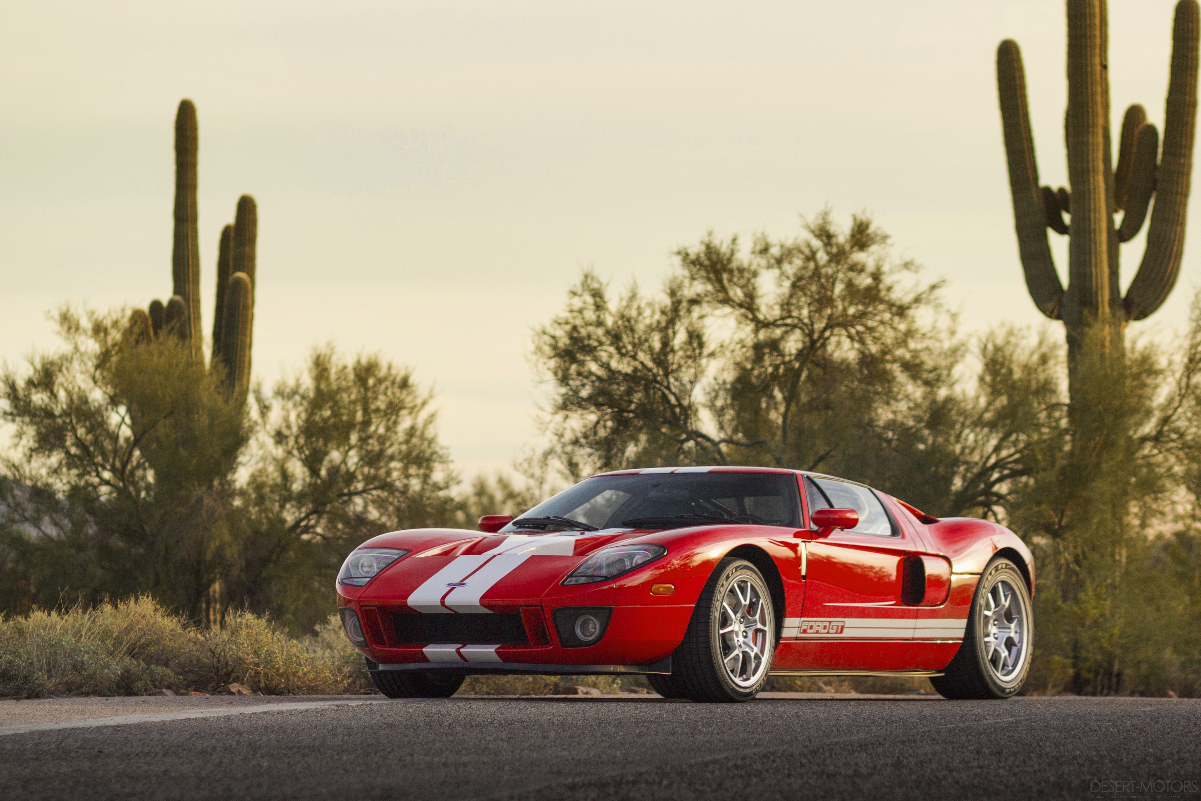 4K Ford GT in the desert HD Wallpaper
