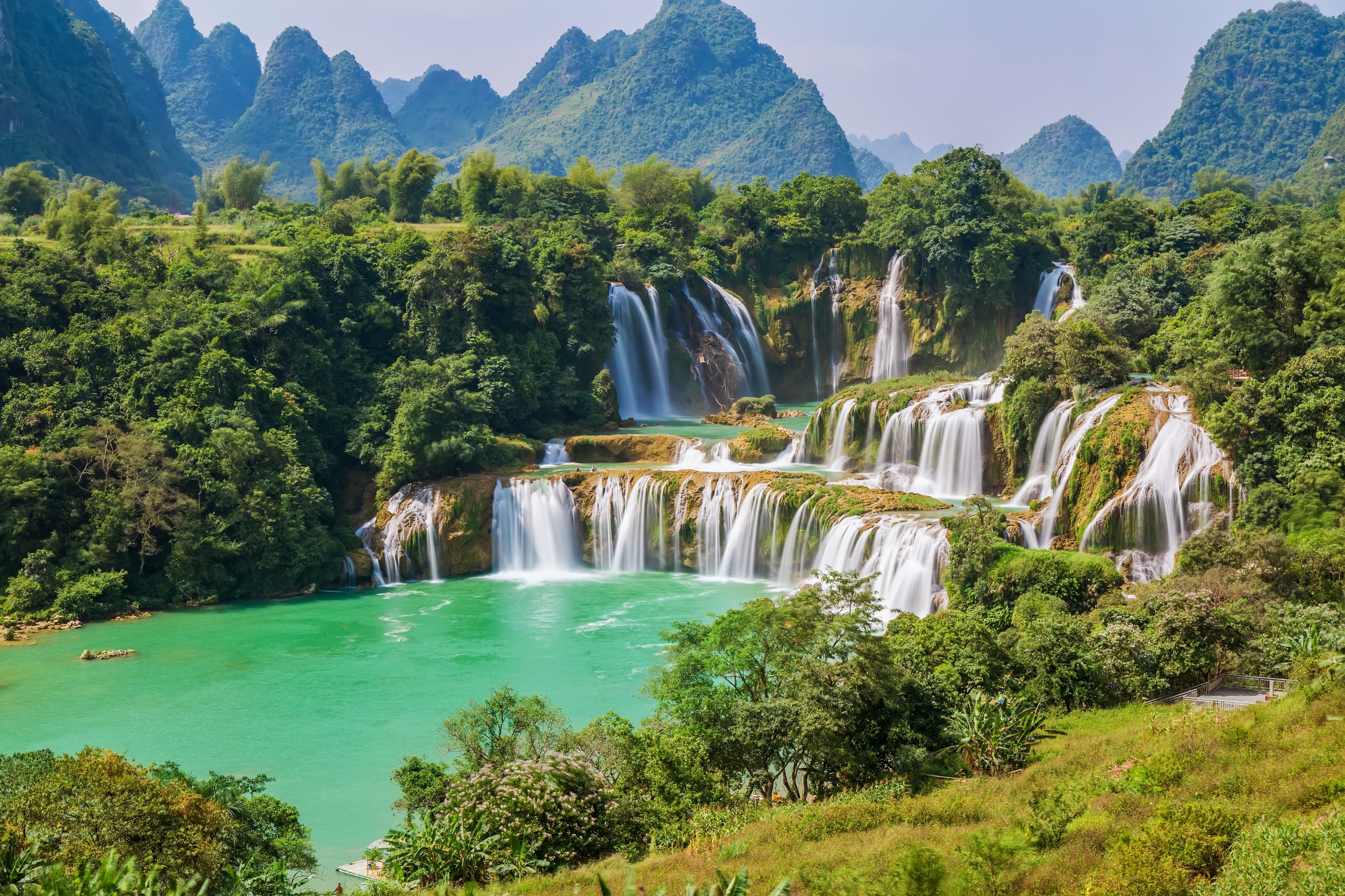 Detian Falls and Quây Sơn River landscape HD Wallpaper