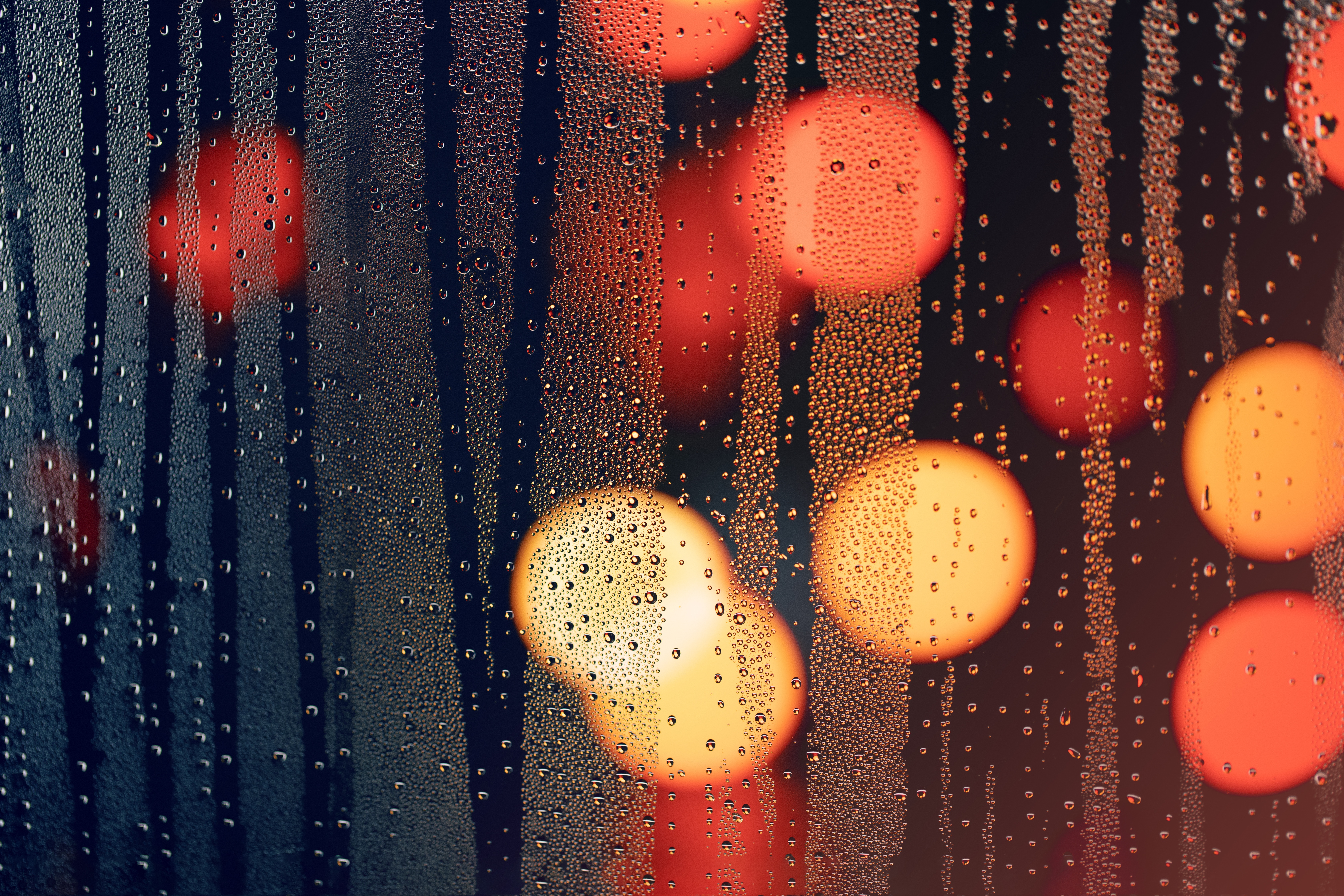 4K rain on window with bokeh lights HD Wallpaper